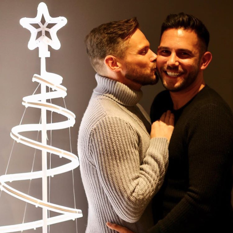 Merry and Bright: Men's Vows Holidays Photo Contest Winners