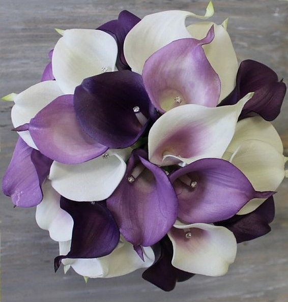 081e332dc5628667f36700d16d2e272e--purple-wedding-bouquets-flower-bouquets.jpg