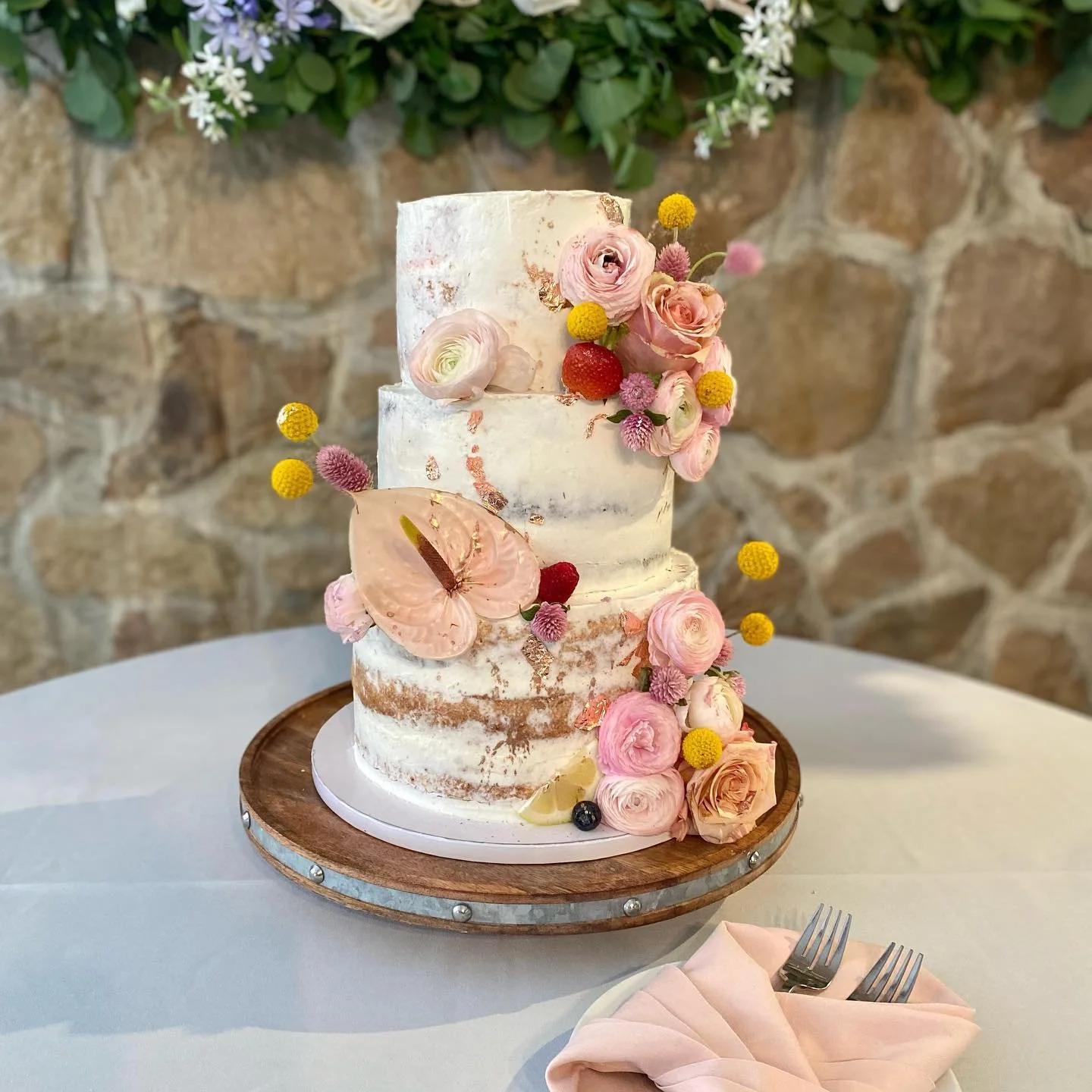 pink floral cake.jpeg