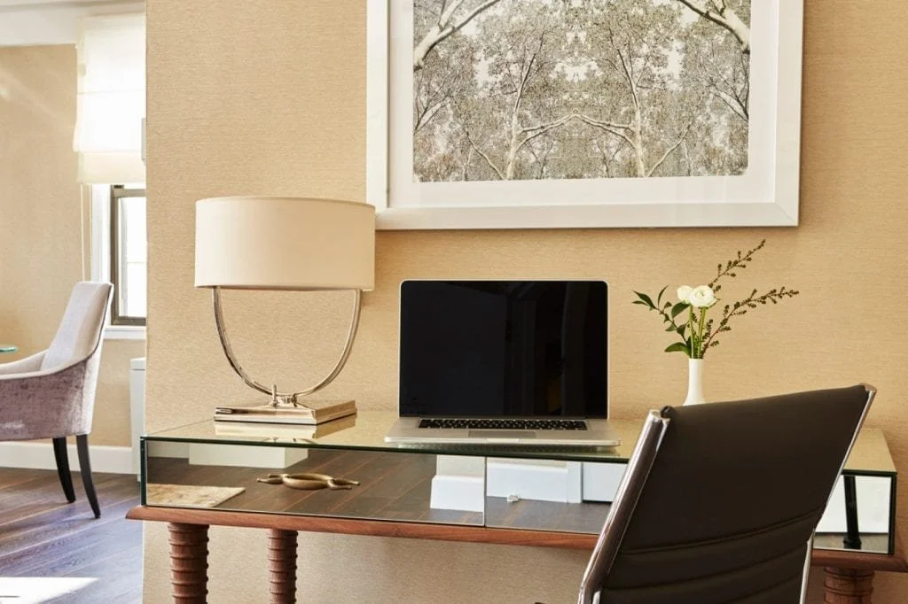 AFFINIA-GARDENS-PenthouseDesk.jpg