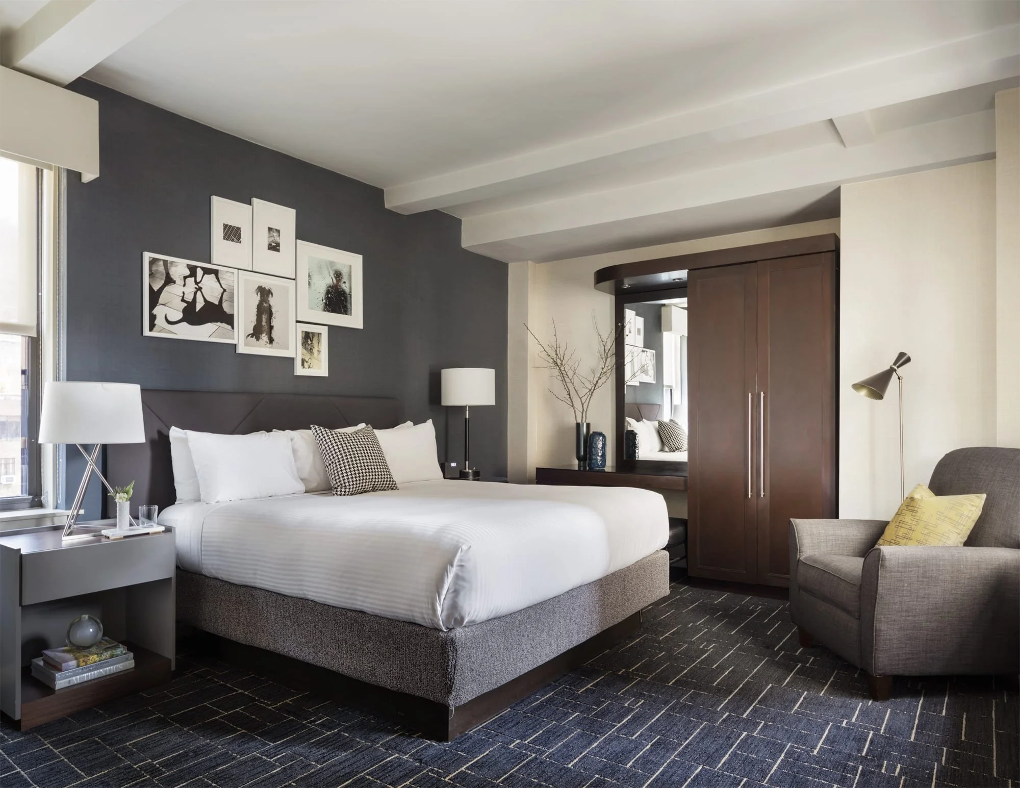 AFFINIA-Shelburne-OneBedroomApt1bed.jpg