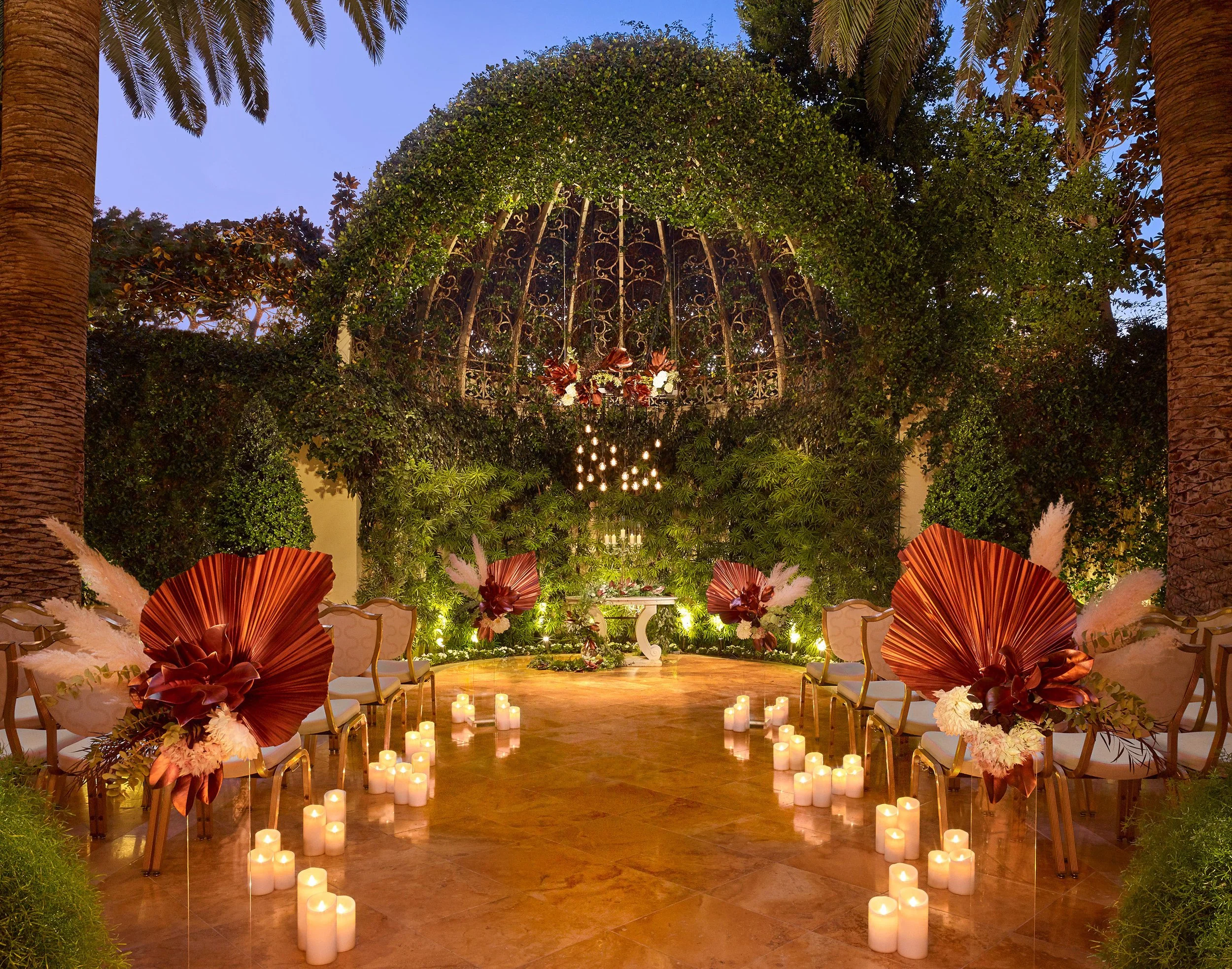 Weddings-Primrose Courtyard NIGHT V2 HORIZ-Barbara Kraft_12-24.jpg