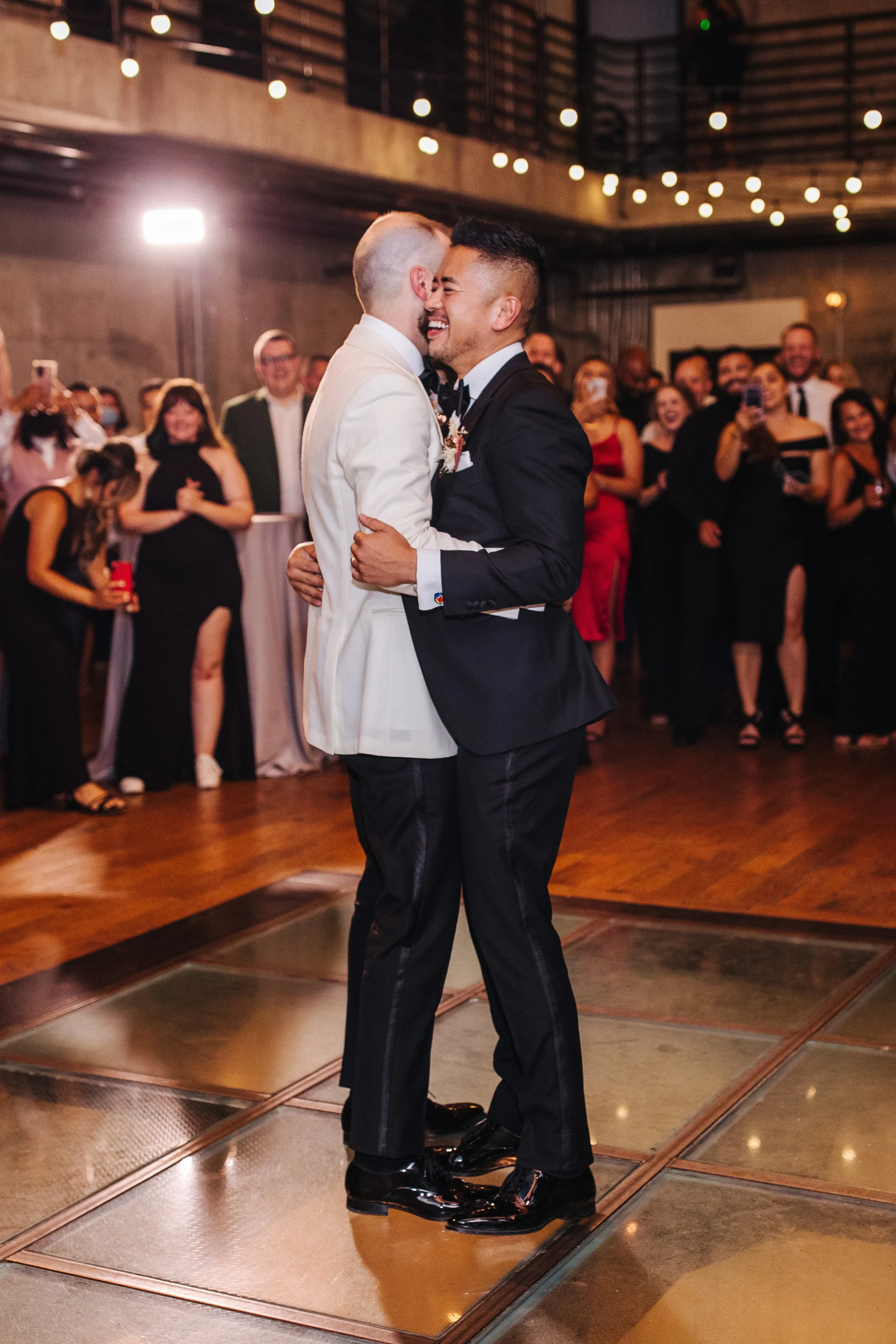 Seattle LGBTQ Wedding Photographer.jpg