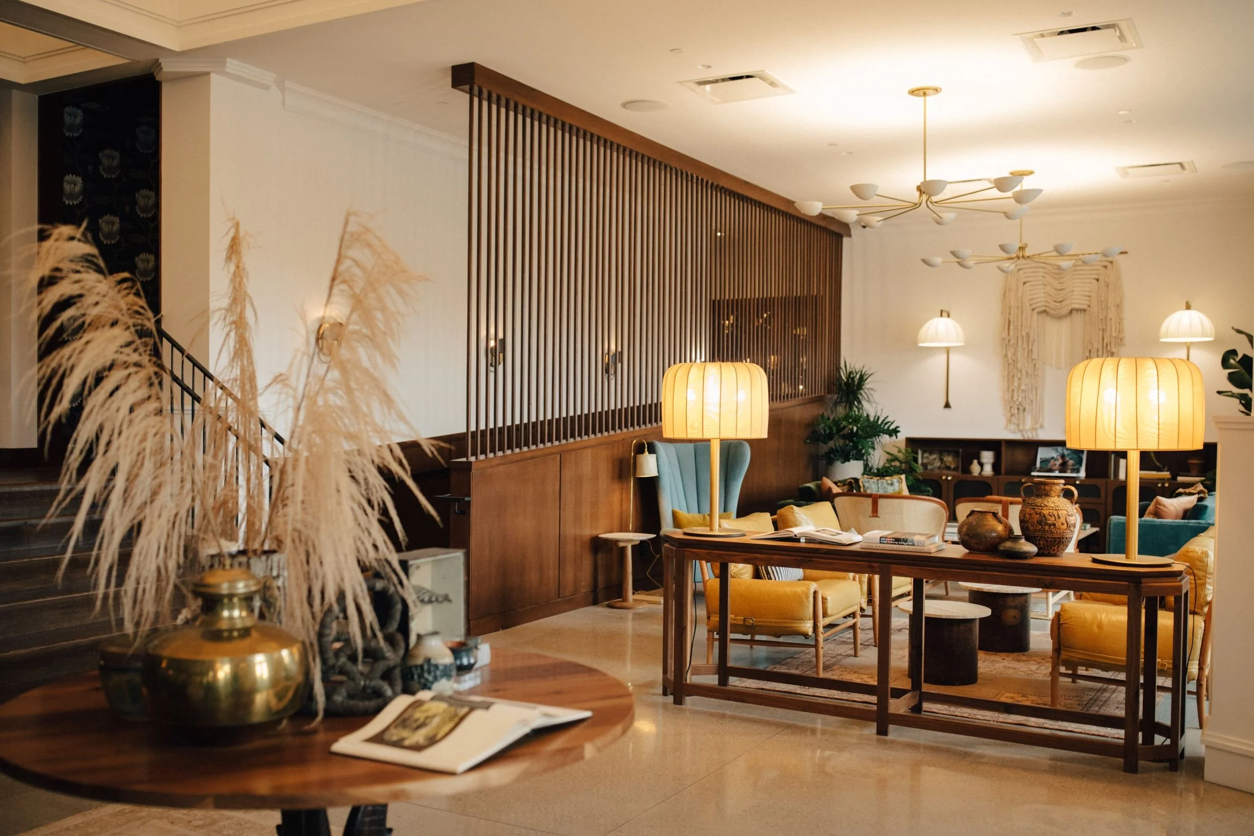 HotelLobbyetc._Emeline_Shorter_062020_-50.jpg