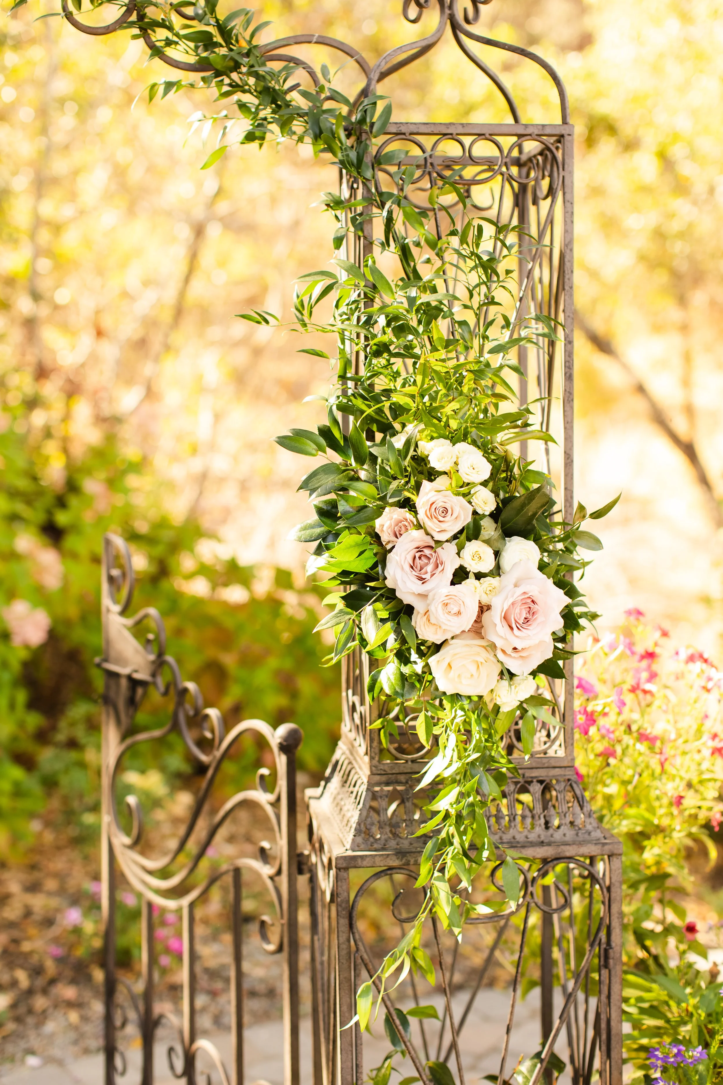arch flowers.jpg
