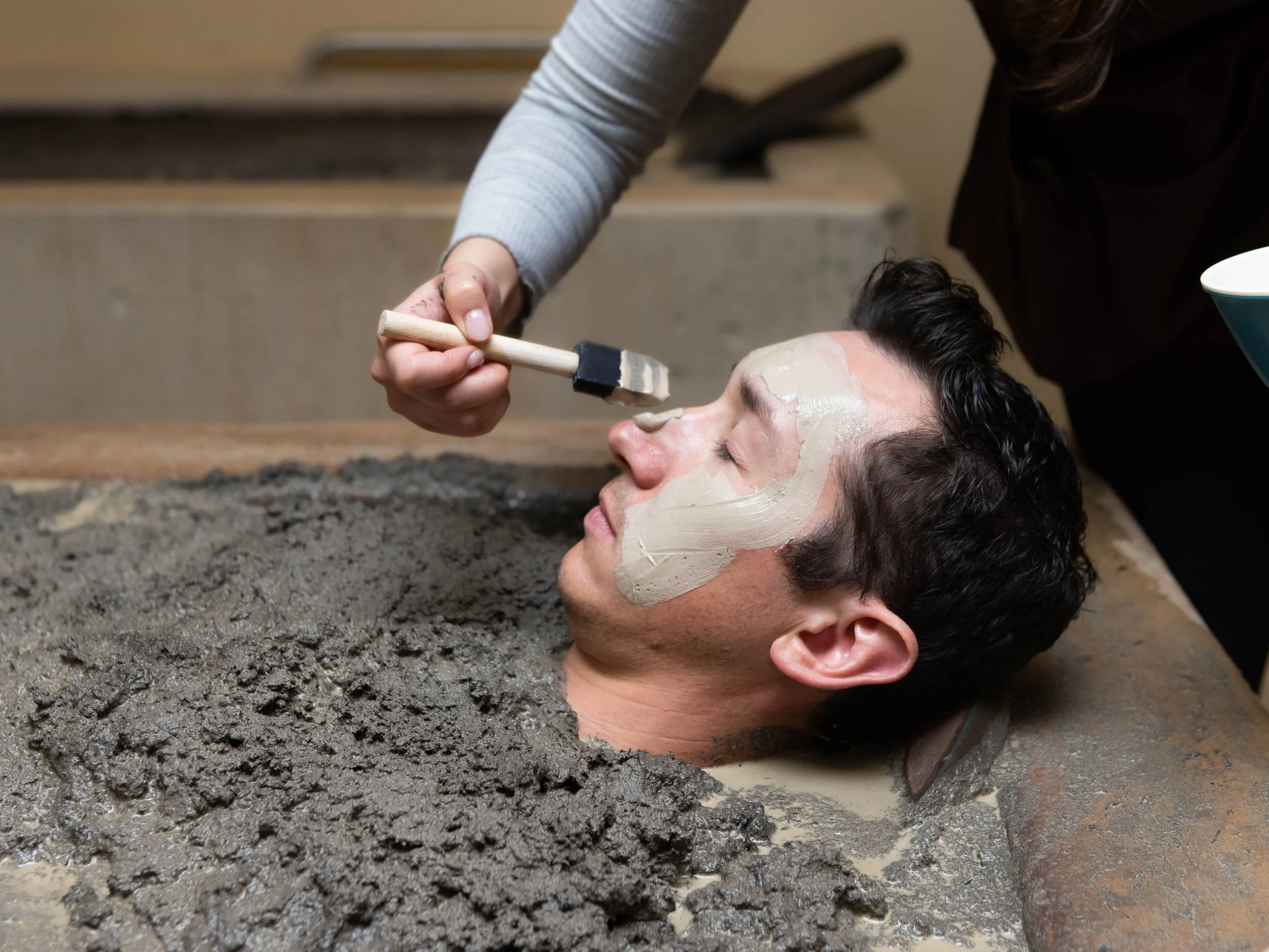 Golden Haven: Where Wellness Springs 