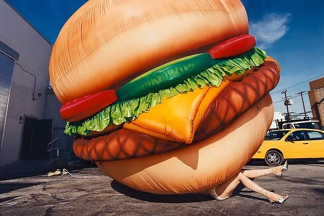 ilonart_DavidLaChapelle_Hamburger.jpg