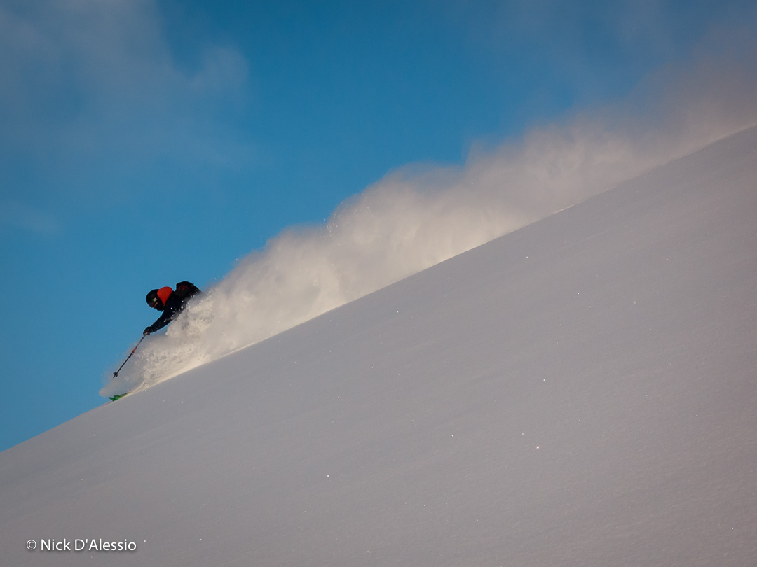 Alaska-backcountry-powder-skiing.jpg