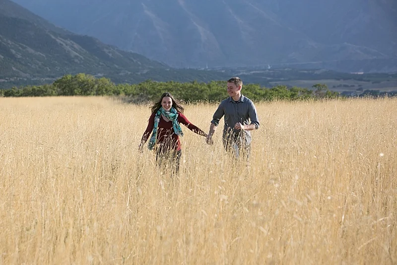 Quiet-Meadow-Farm-Engagement-Photos-0010.jpg