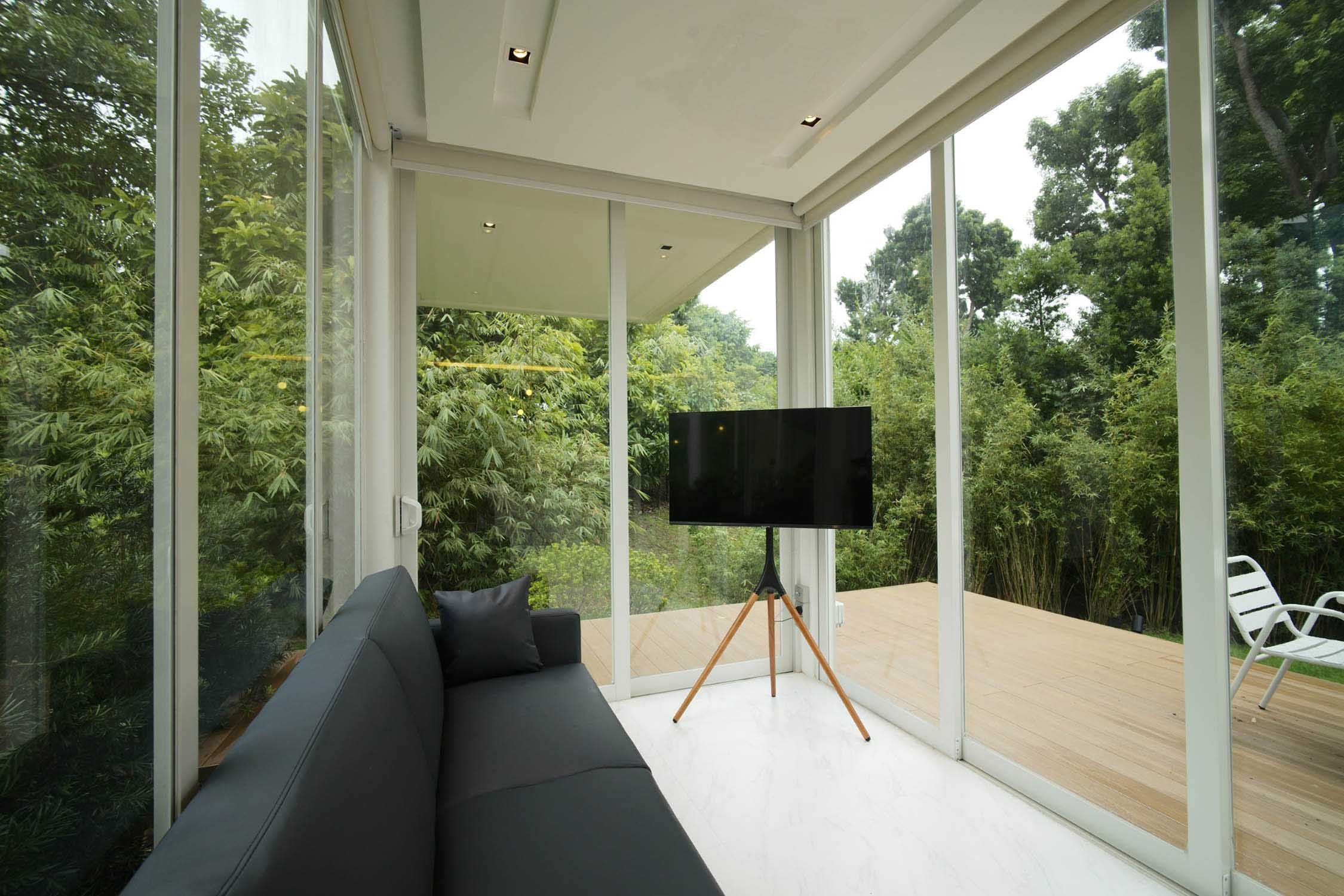 10-Garden Pod_MelvinTan_Living.jpg