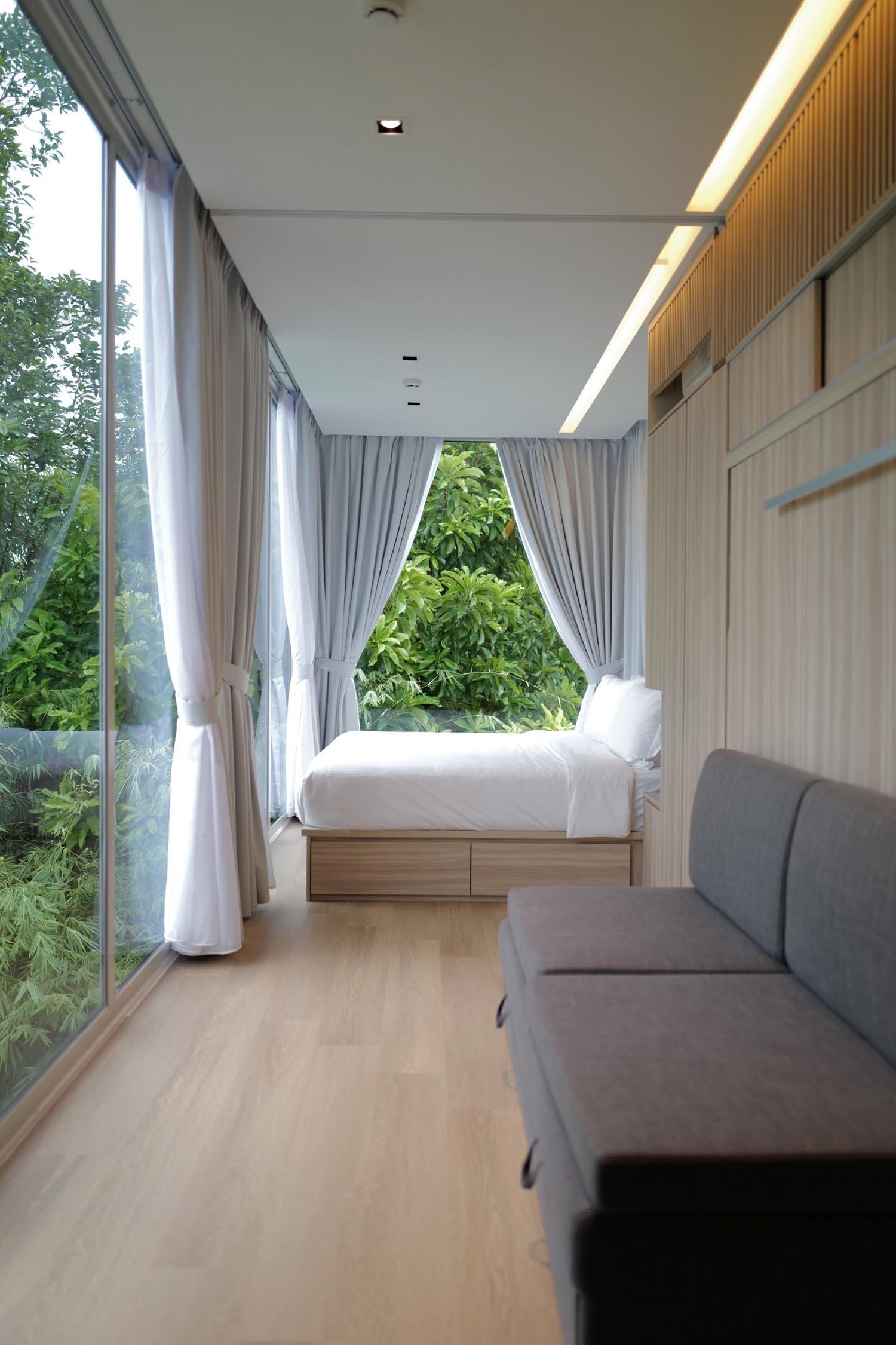 11-Garden Pod_MelvinTan_Bedroom.jpg