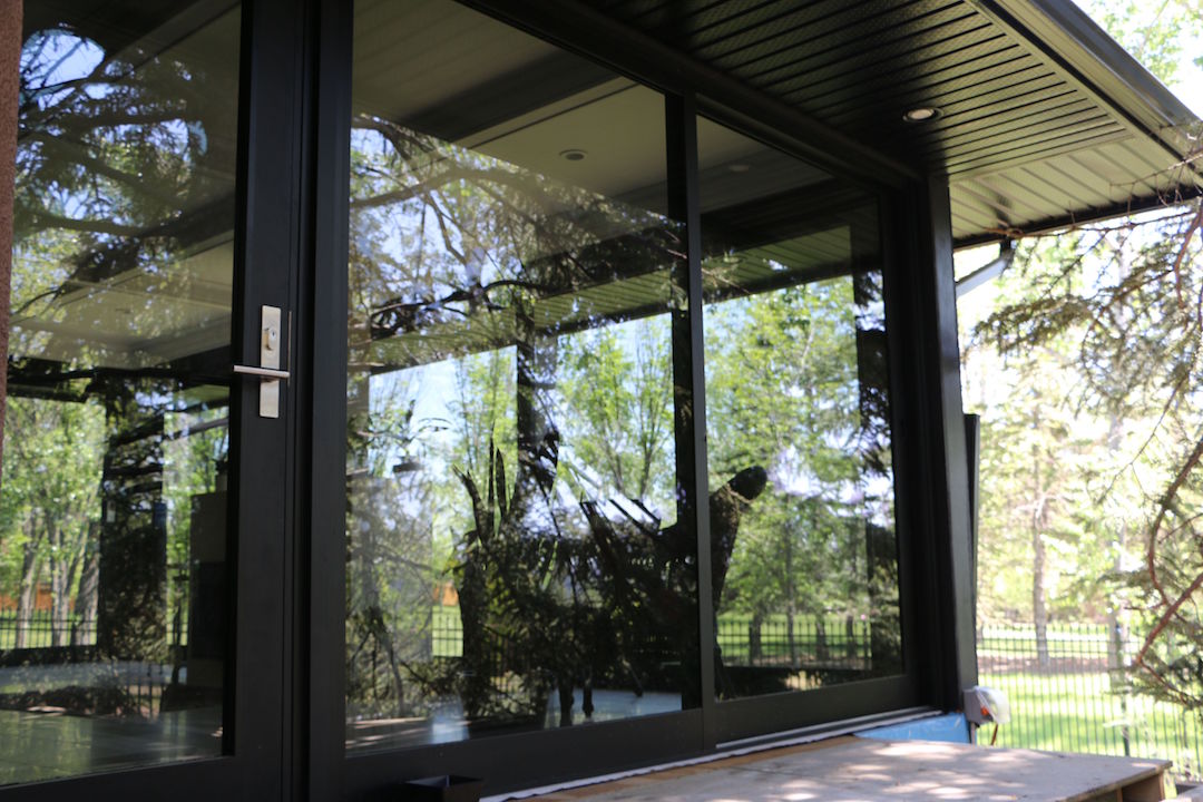 Sliding door, swing door