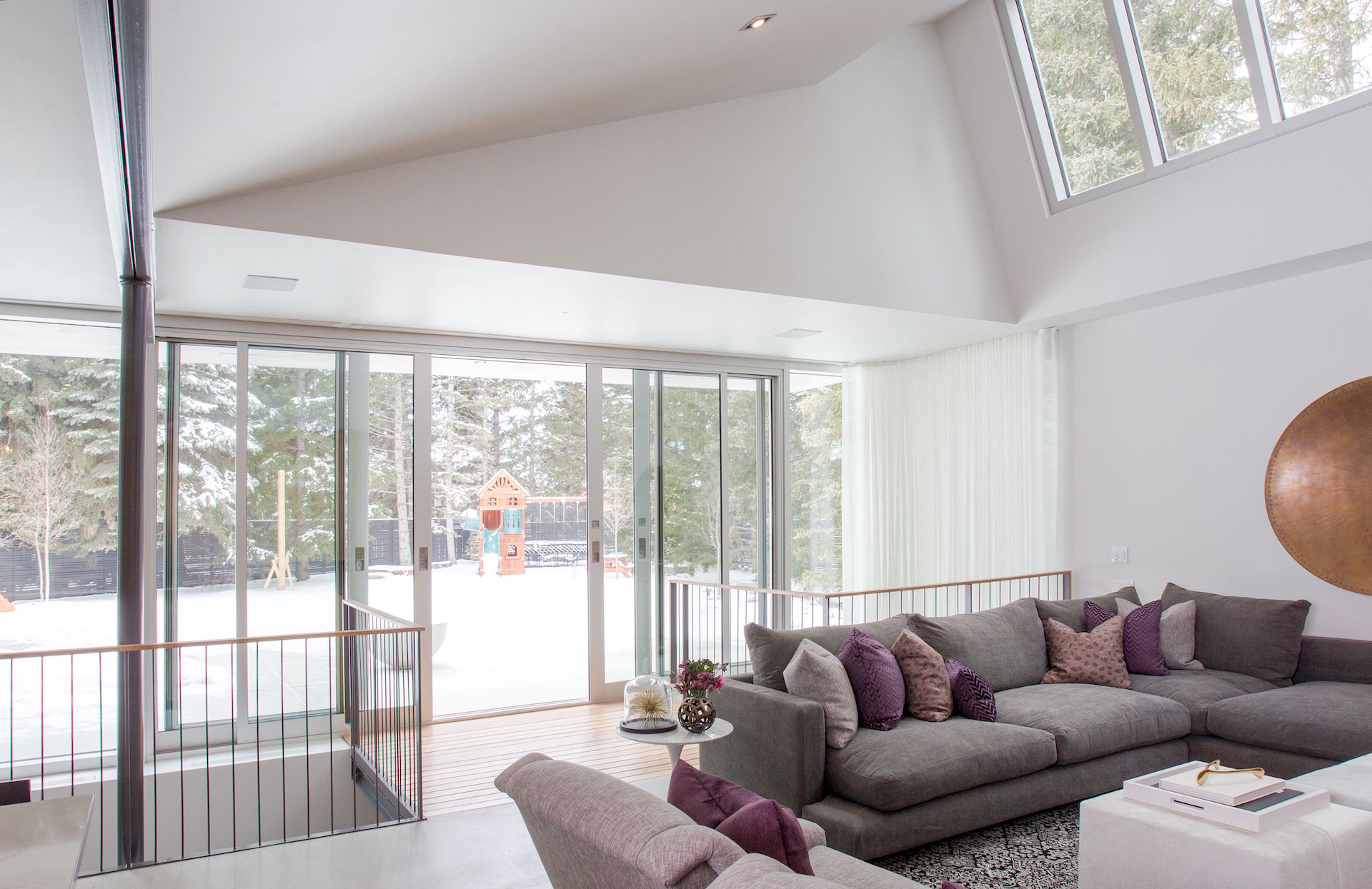 Sliding doors, curtainwall