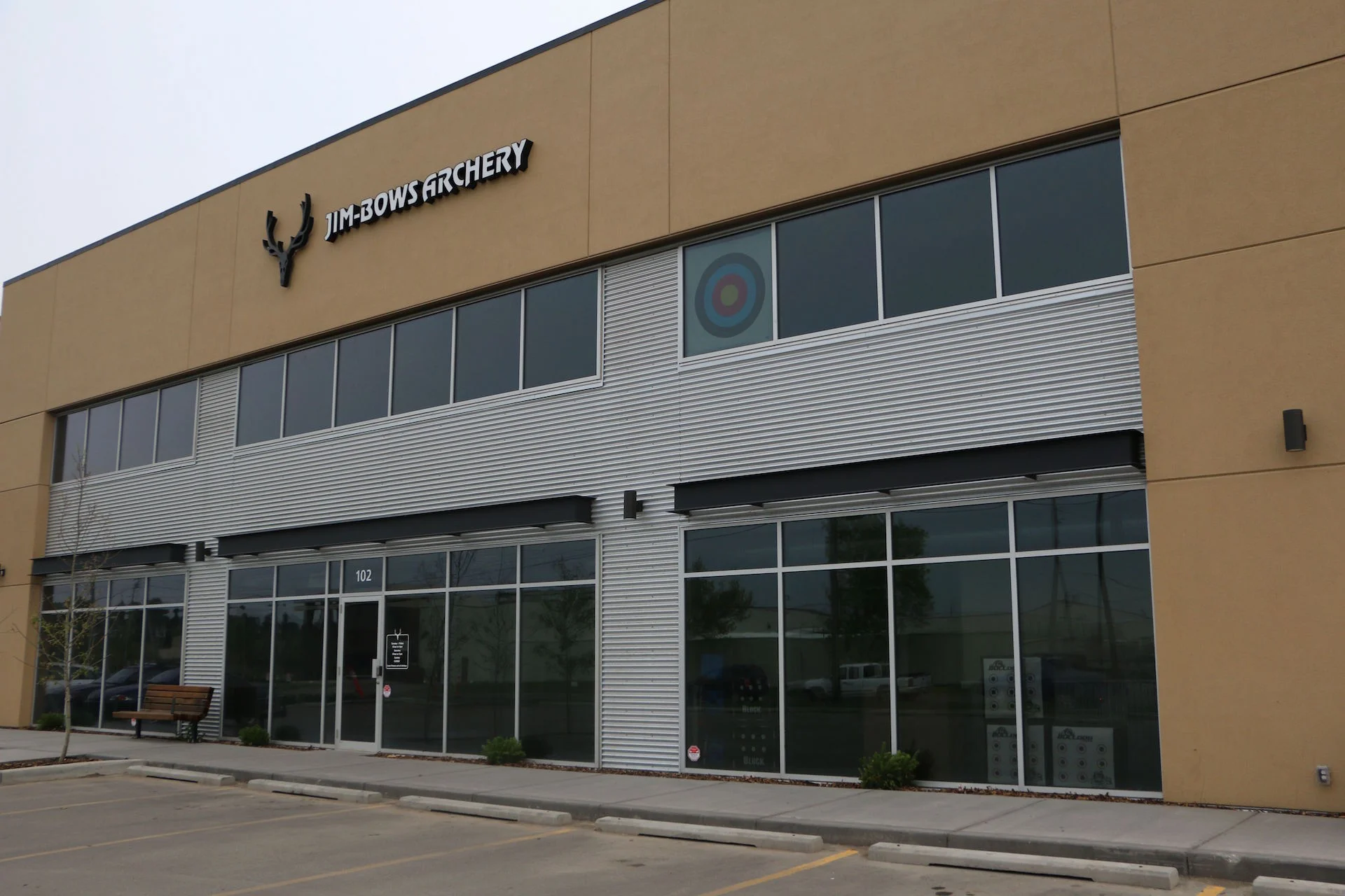 Alumicor 2200 series curtainwall and doors
