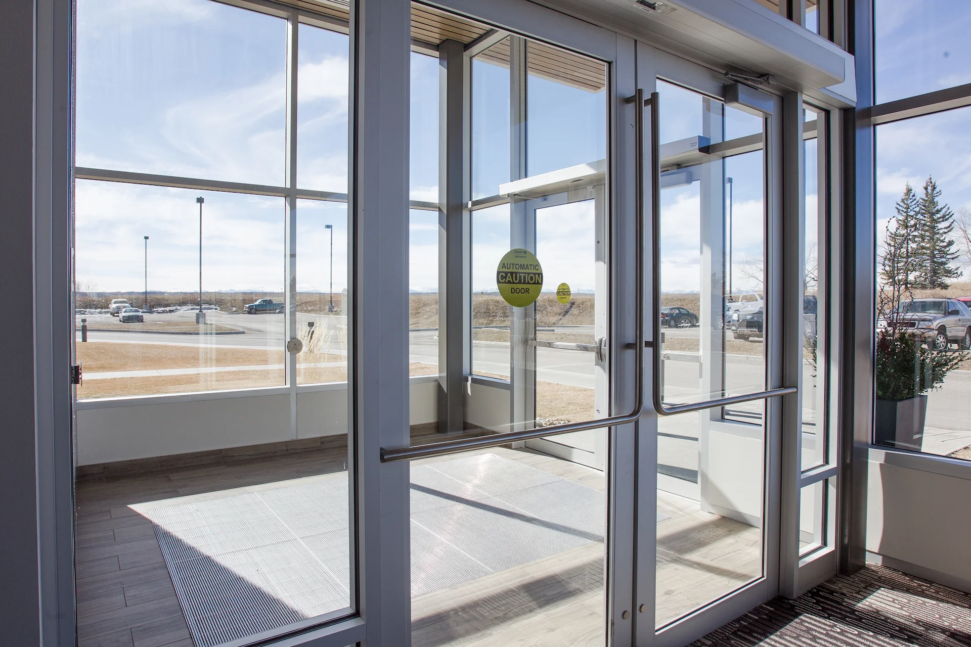 Alumicor 1800 series windows and Alumicor doors 