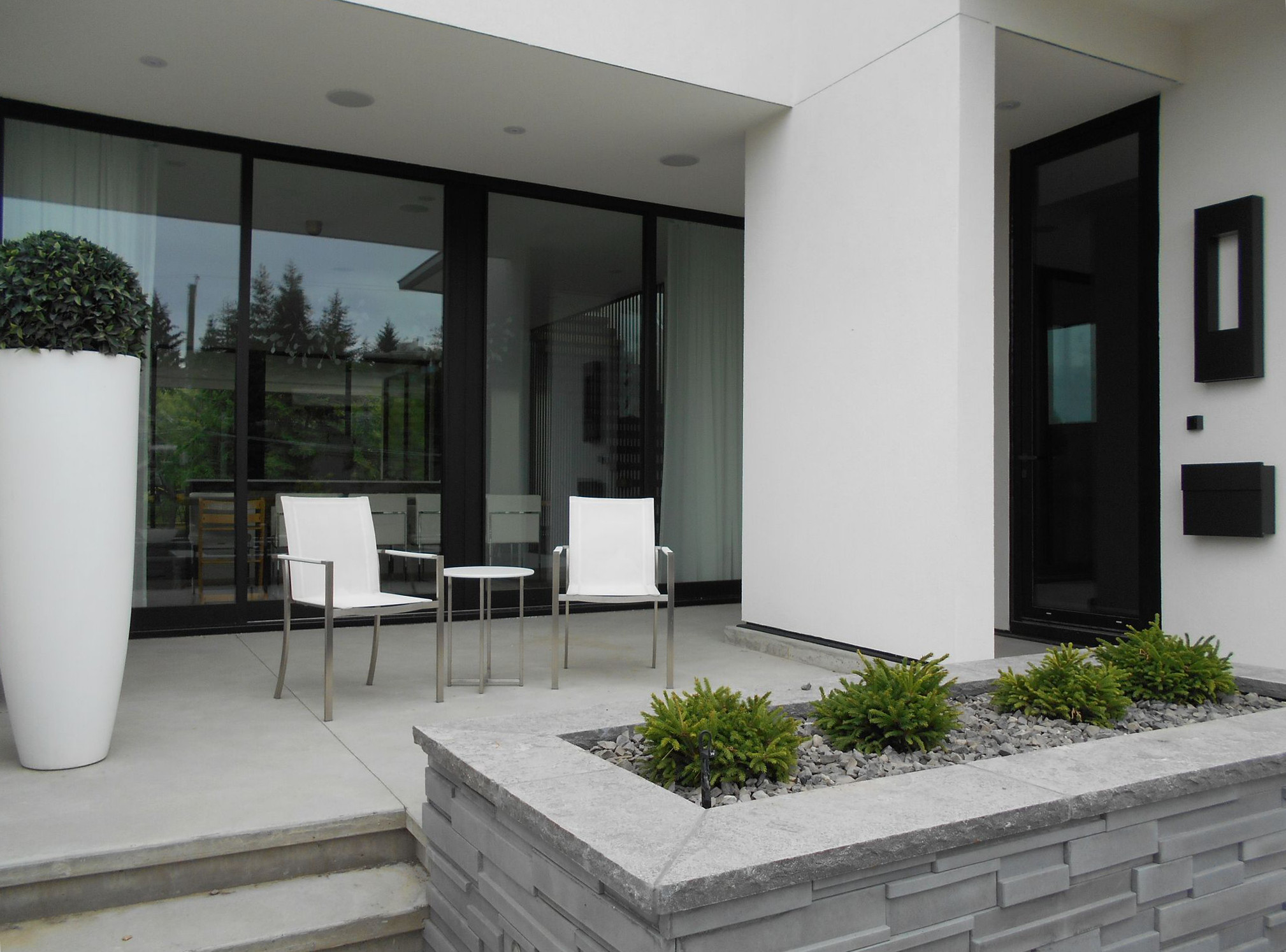 Fleetwood 12' tall sliding doors
