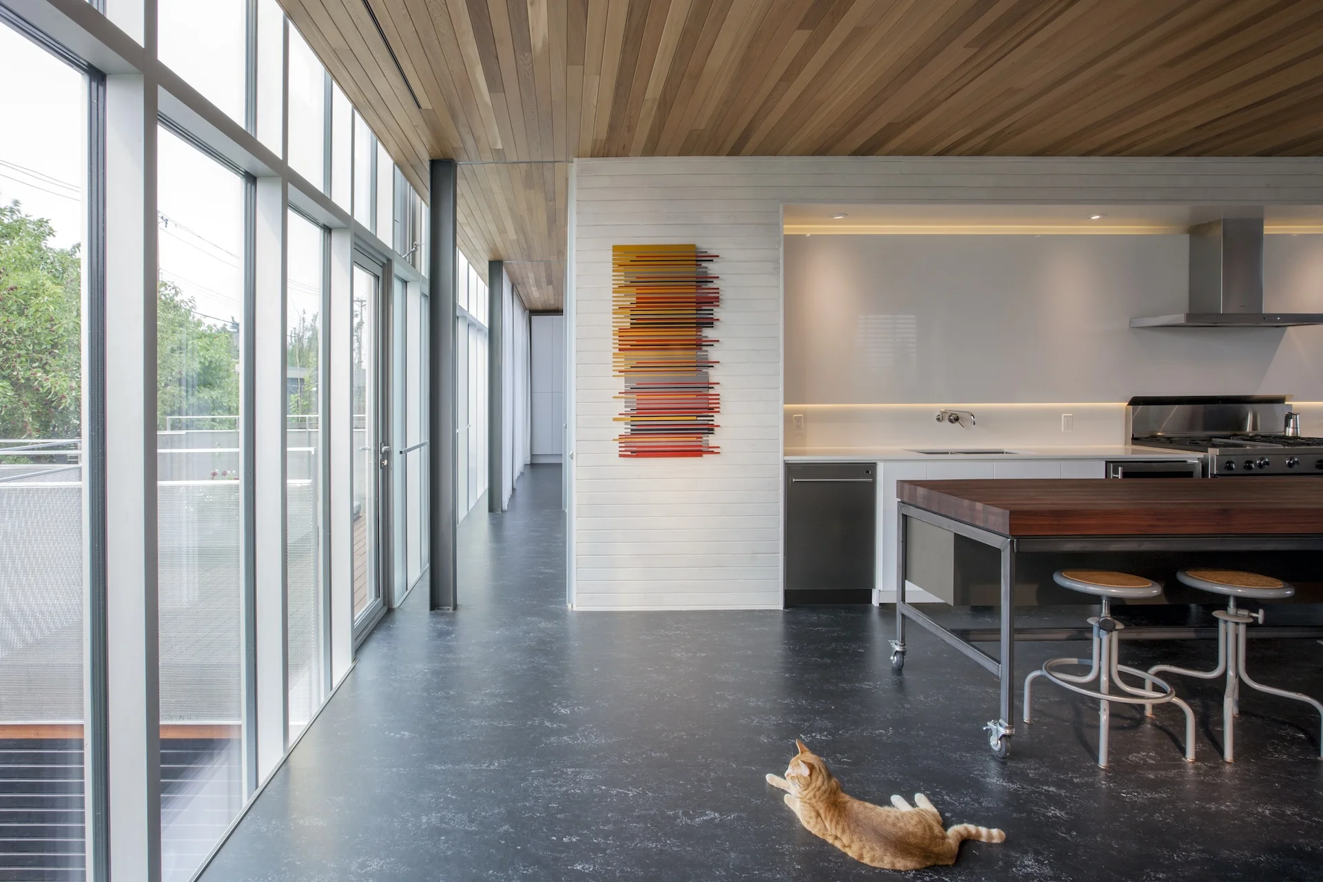 Alumicor 2600 series curtainwall, Terreporte doors