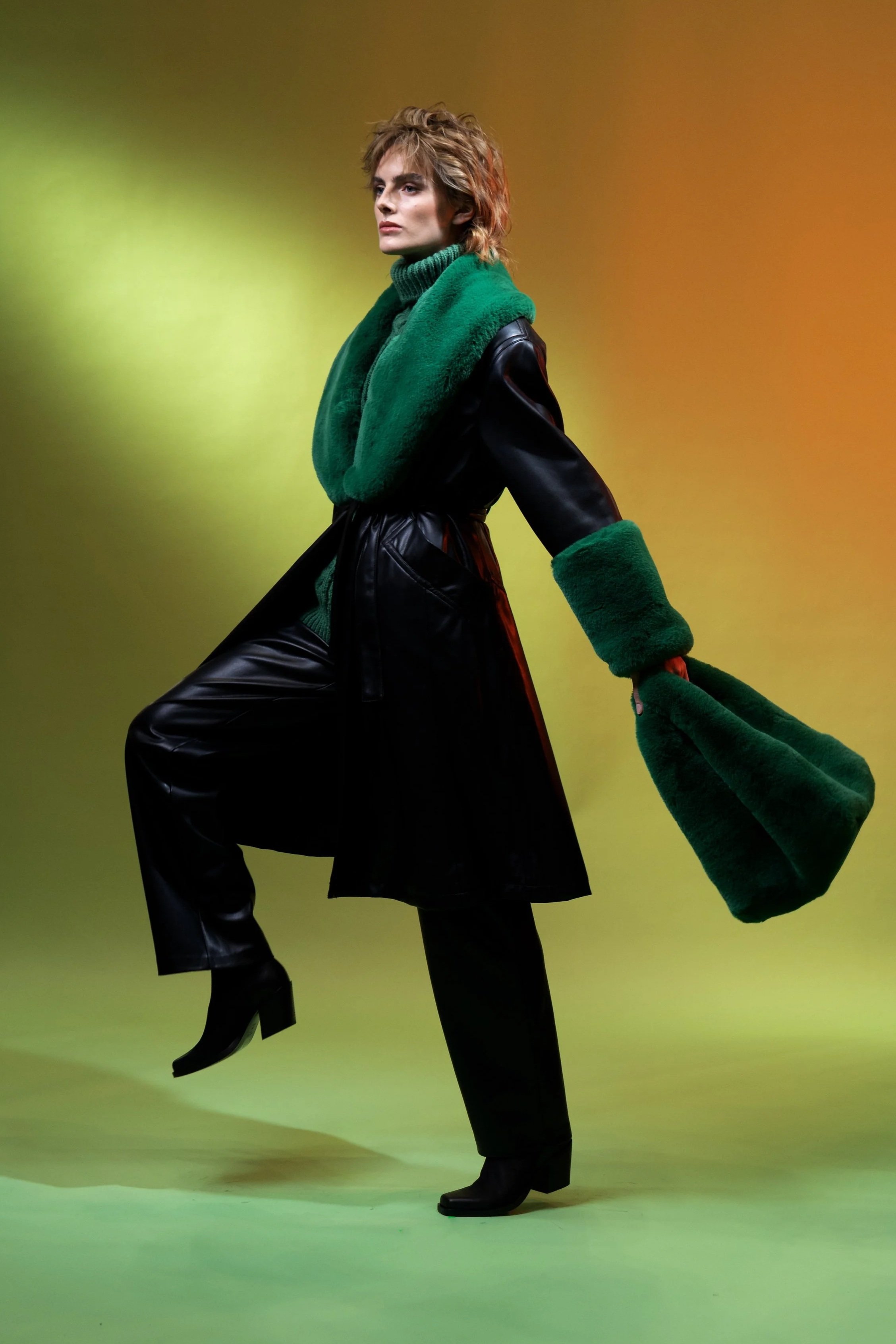 Day2-COTERIE-JakkeReality(sunglasses)-Look 2 - b.jpg