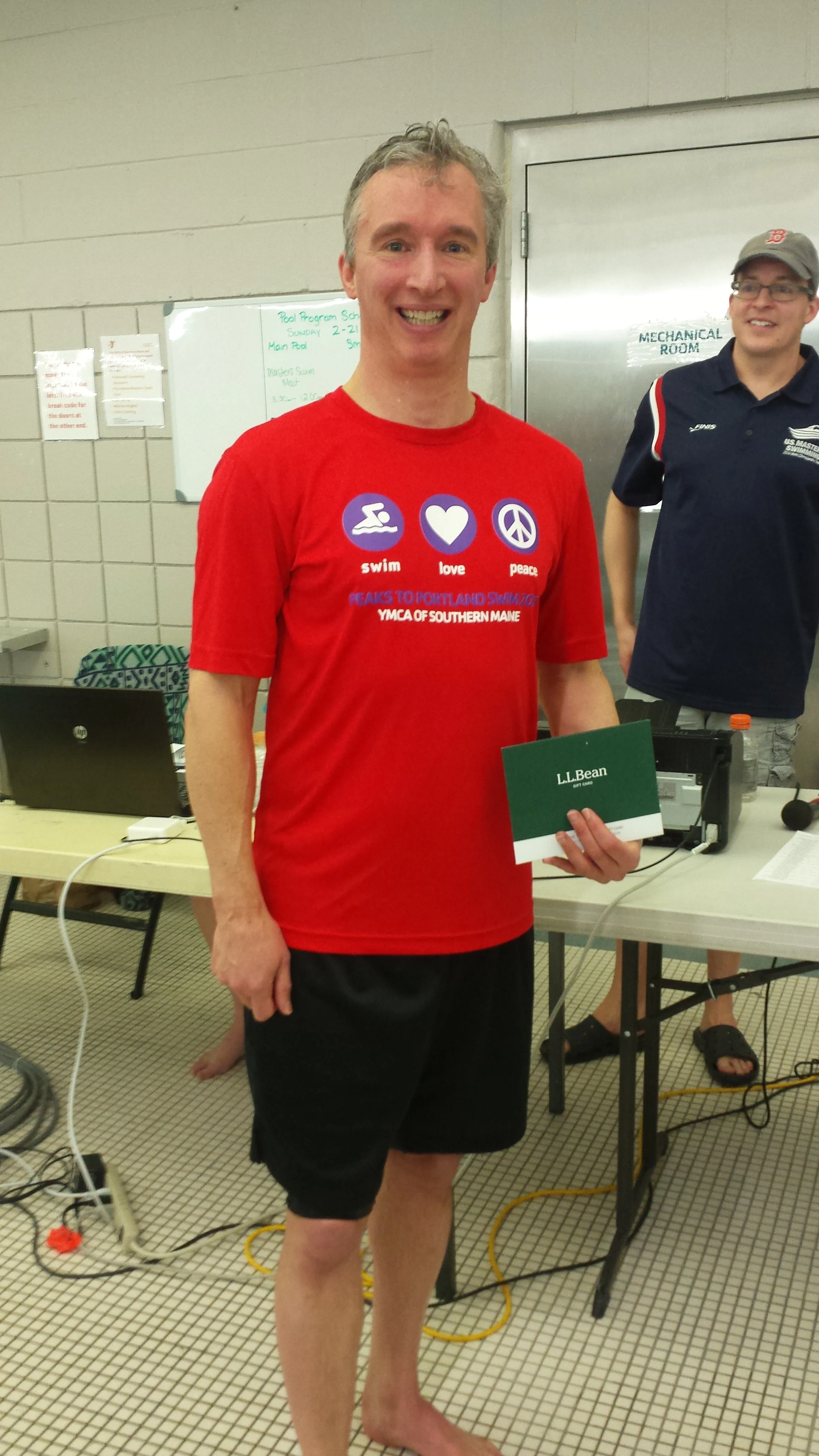 Men's Distance Challenge winner Mike Hurd