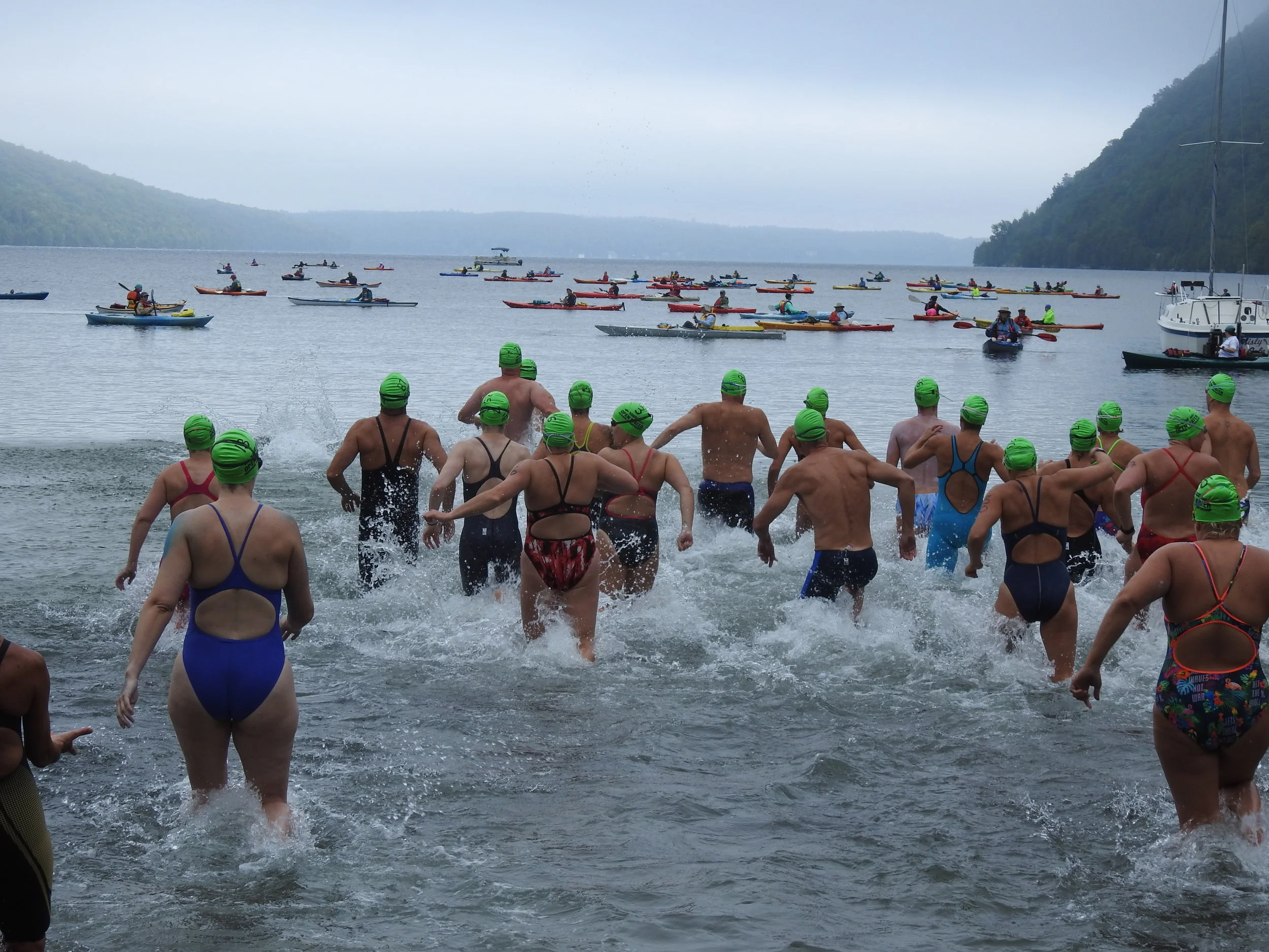 The start of Saturday’s Lake Willoughby crossing. (Photo by Rick Osterberg)