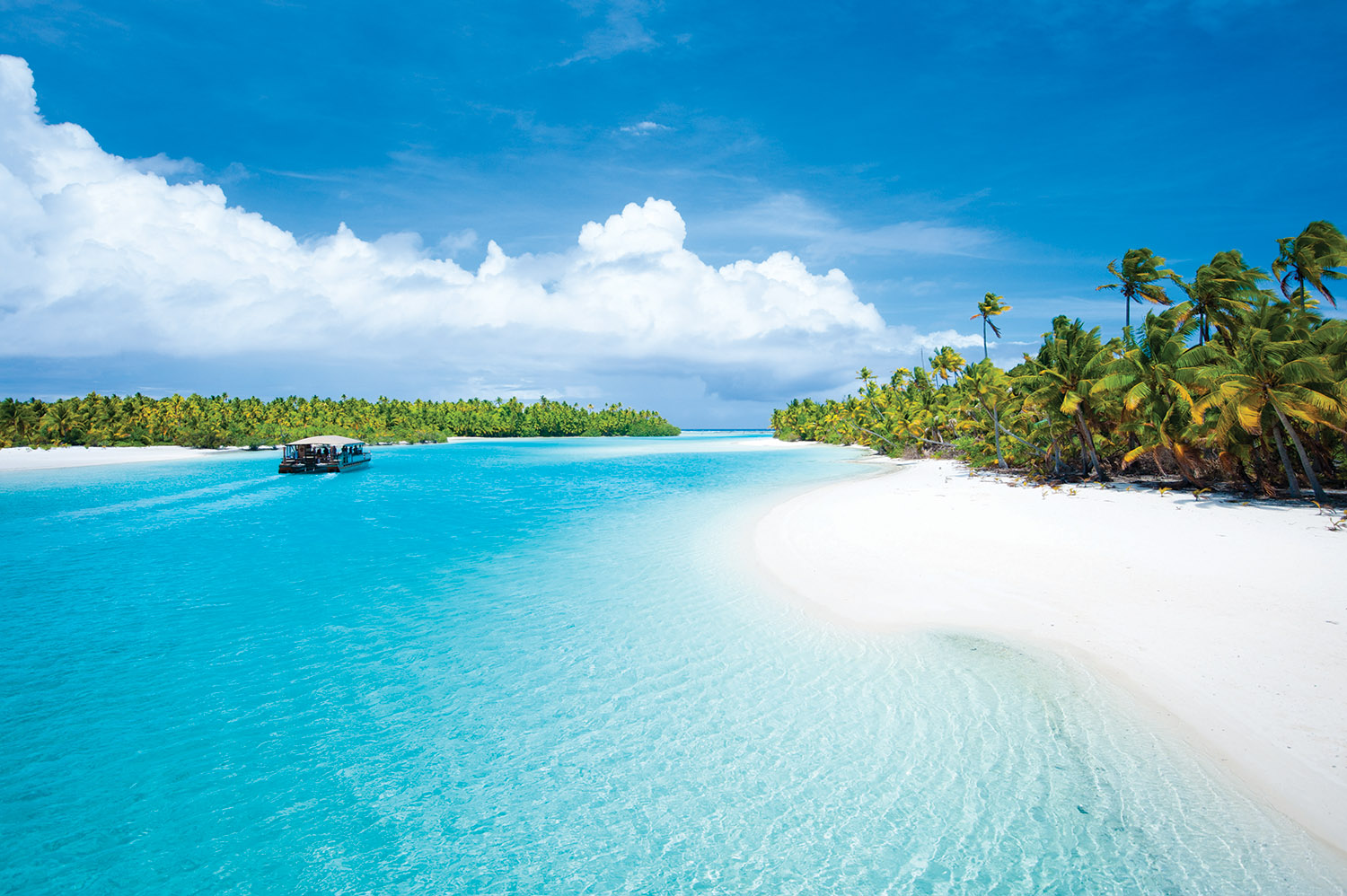 Lagoon-Passage-to-One-Foot-Island_1500px.jpg