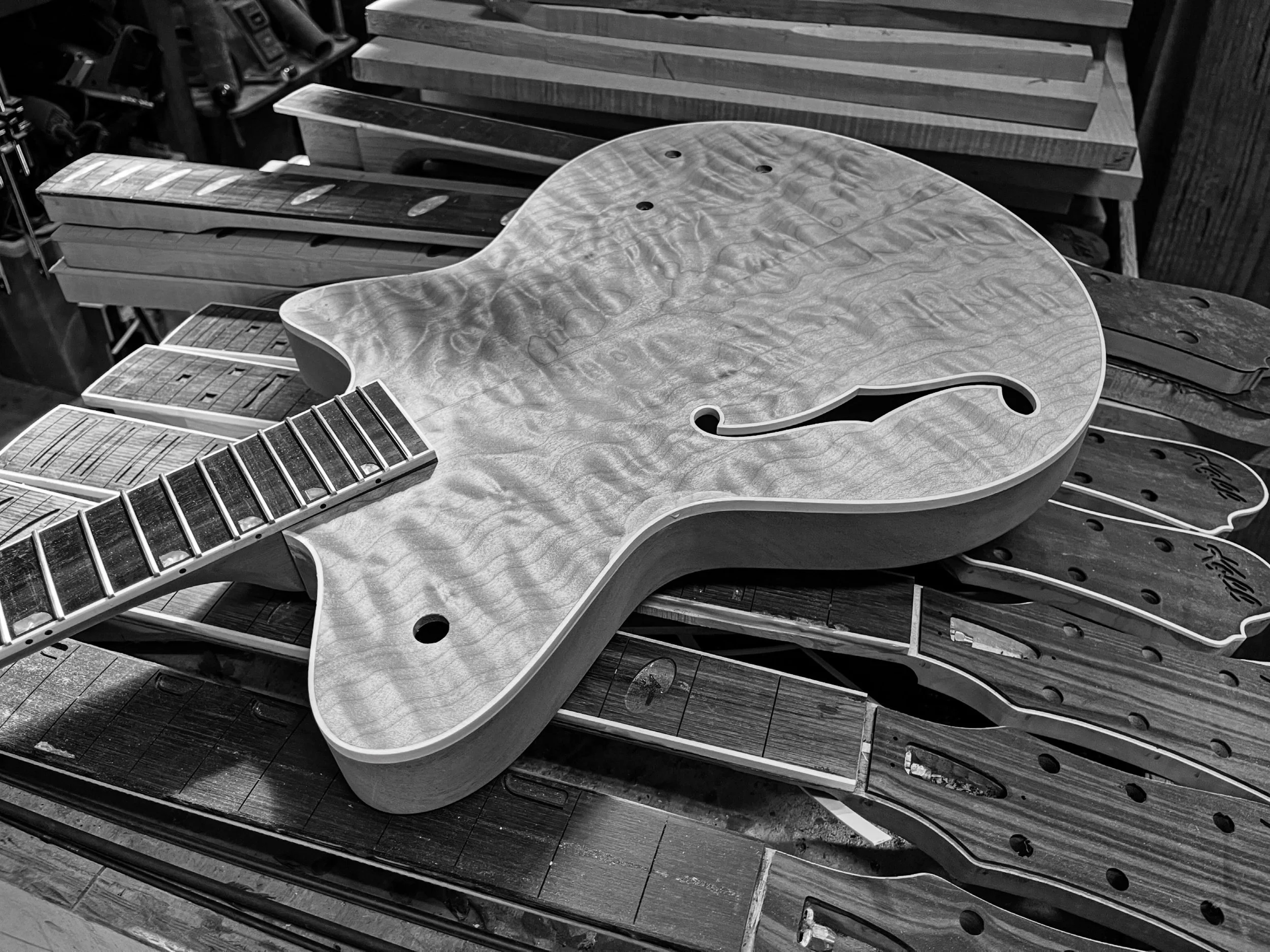 It&rsquo;s a Duo Glide almost ready for color. https://www.kollguitars.com/duo-glide