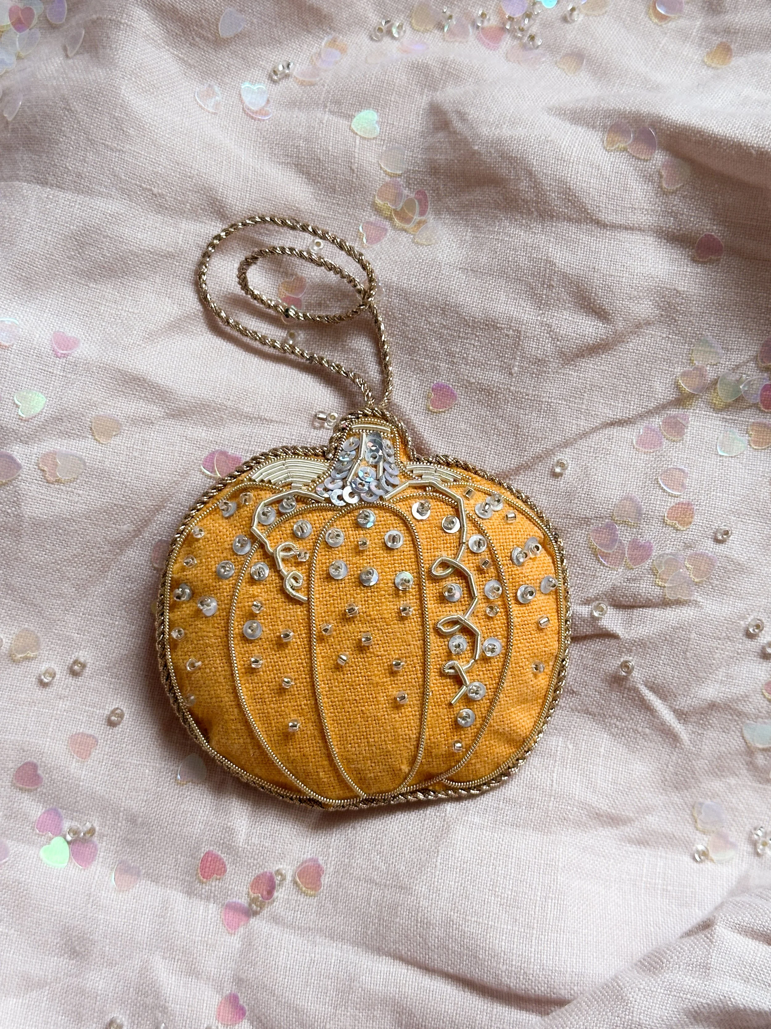 DPUMPKN01ANGE7, Spice .JPG