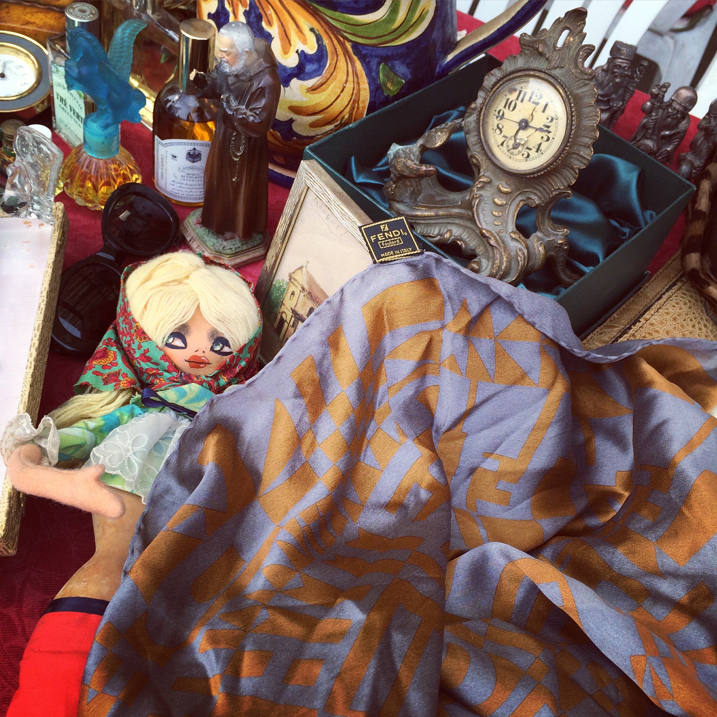 Katie Larmour Vintage Finds at the Brocantes : Markets 1.jpg