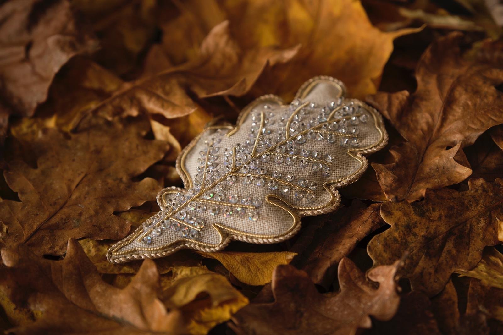 Katie Larmour handmade artisan Oak Leaf in Irish Linen National Trust Northern Ireland.JPG