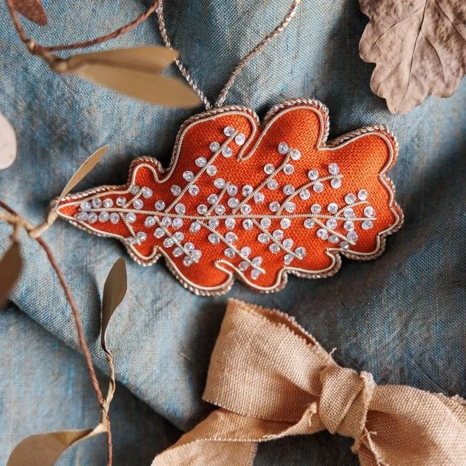 Oak Leaf in limited edition 'burnt orange'