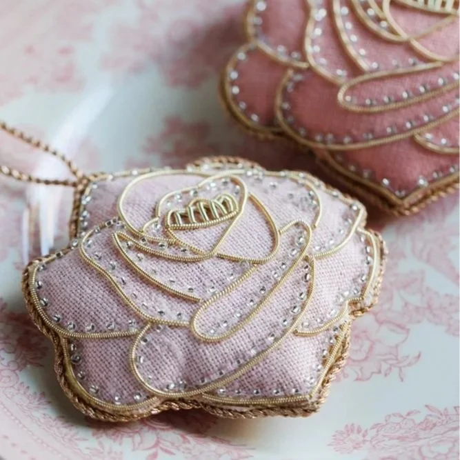 Rose in 'fairy pink' (new colour!)