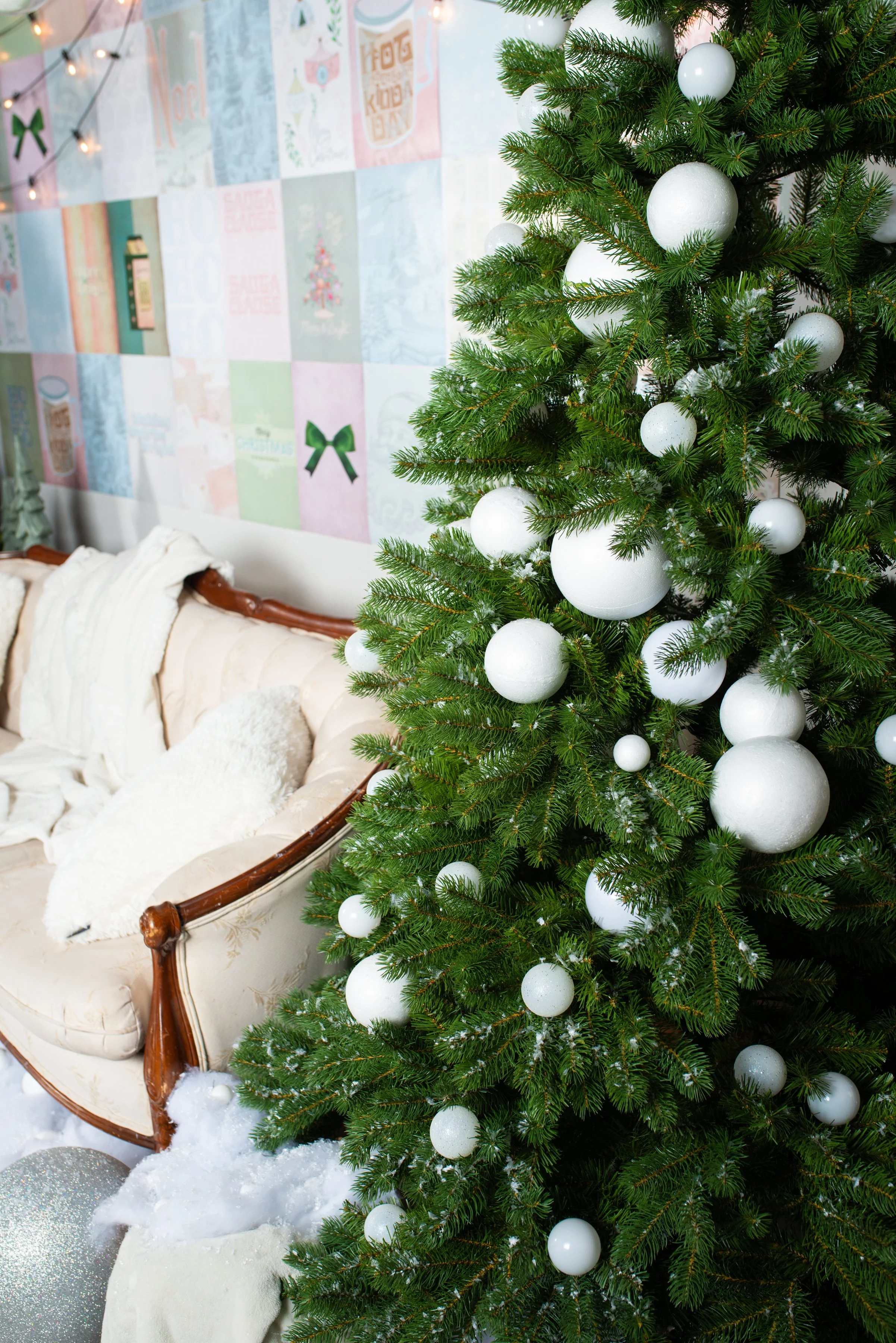 SANTA • THE DECOR 2024 10.jpg