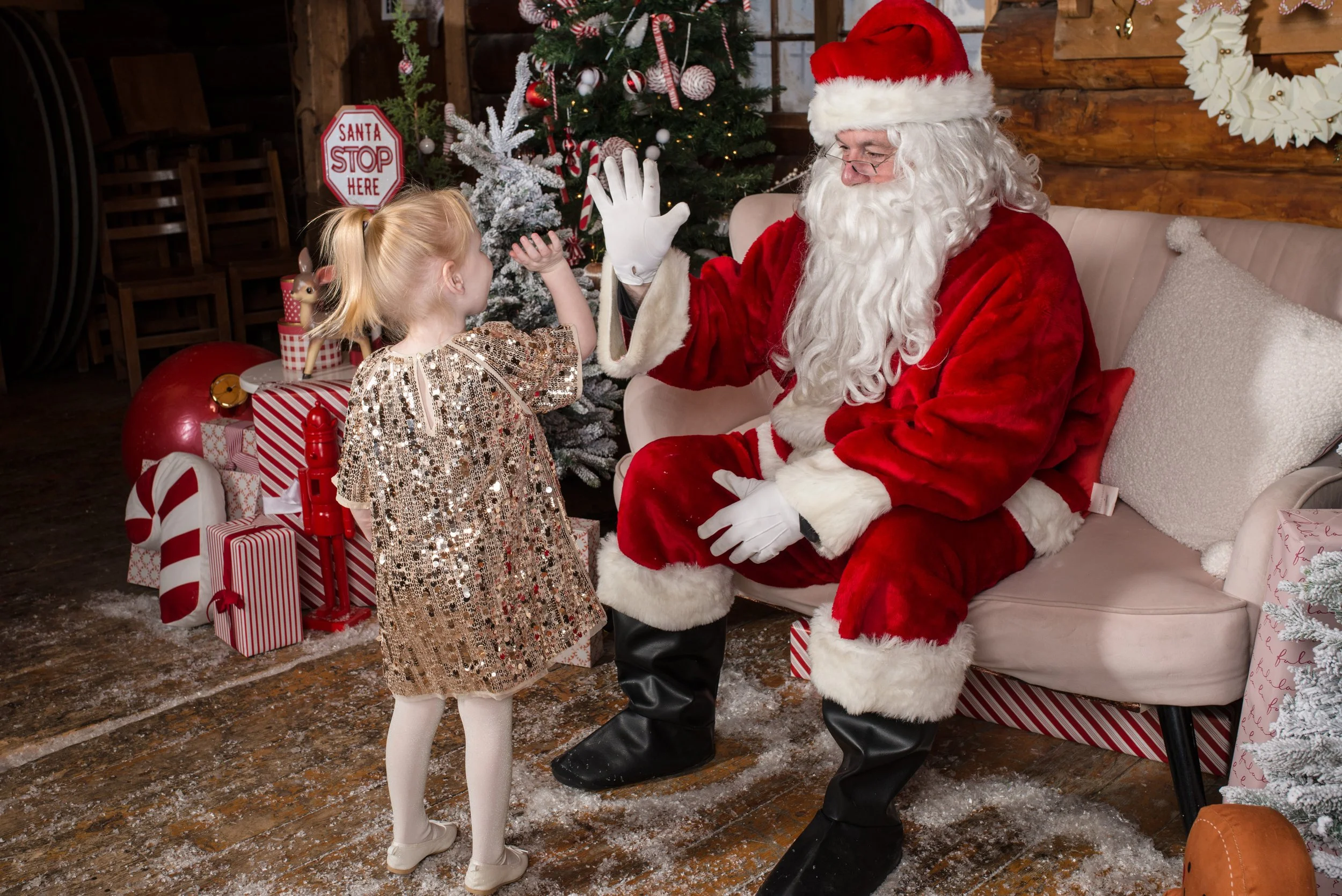 SANTA 2022_DEC 4_CANDACE HODGINS 011.jpg