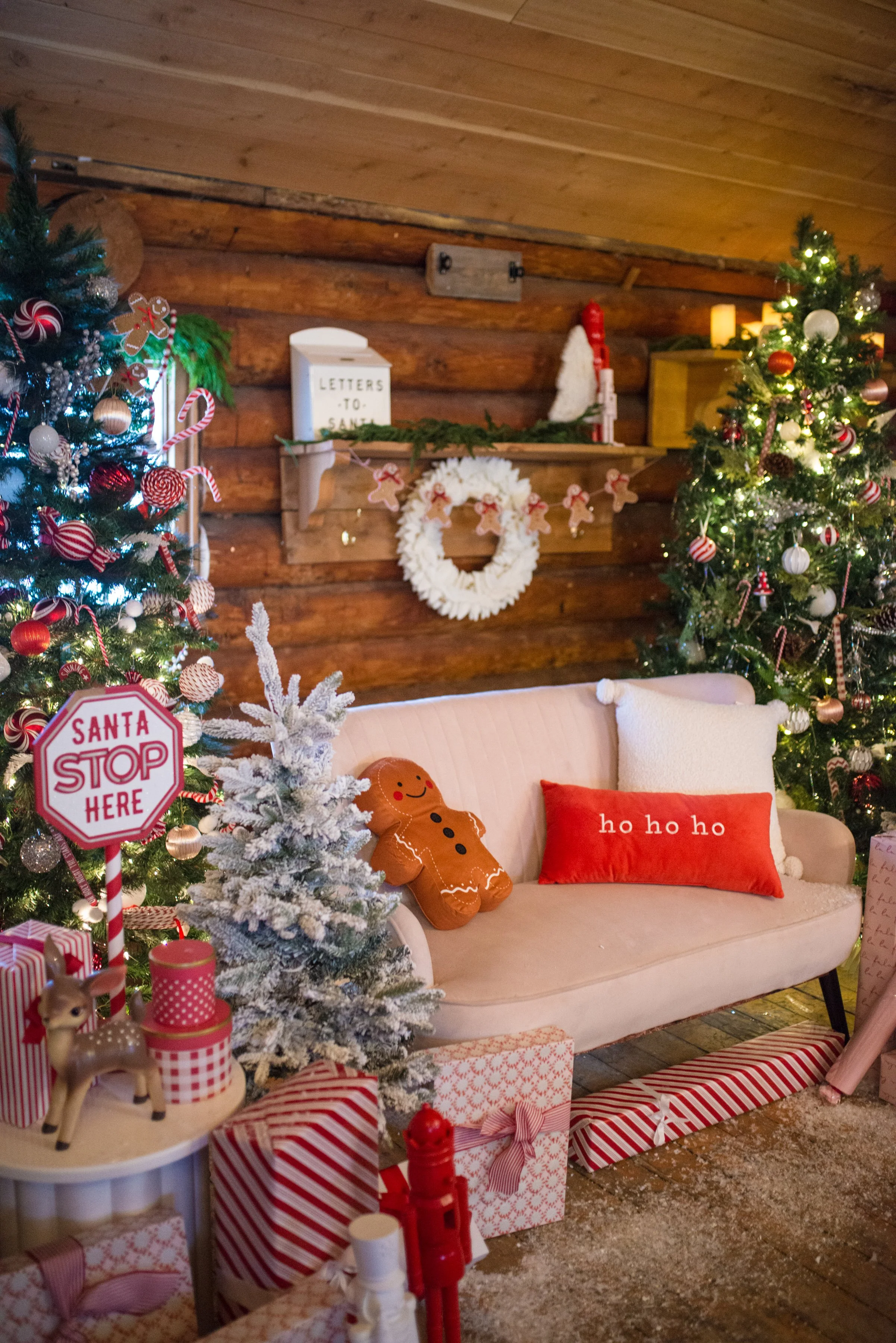 SANTA 2022_DECOR ETC 061.jpg