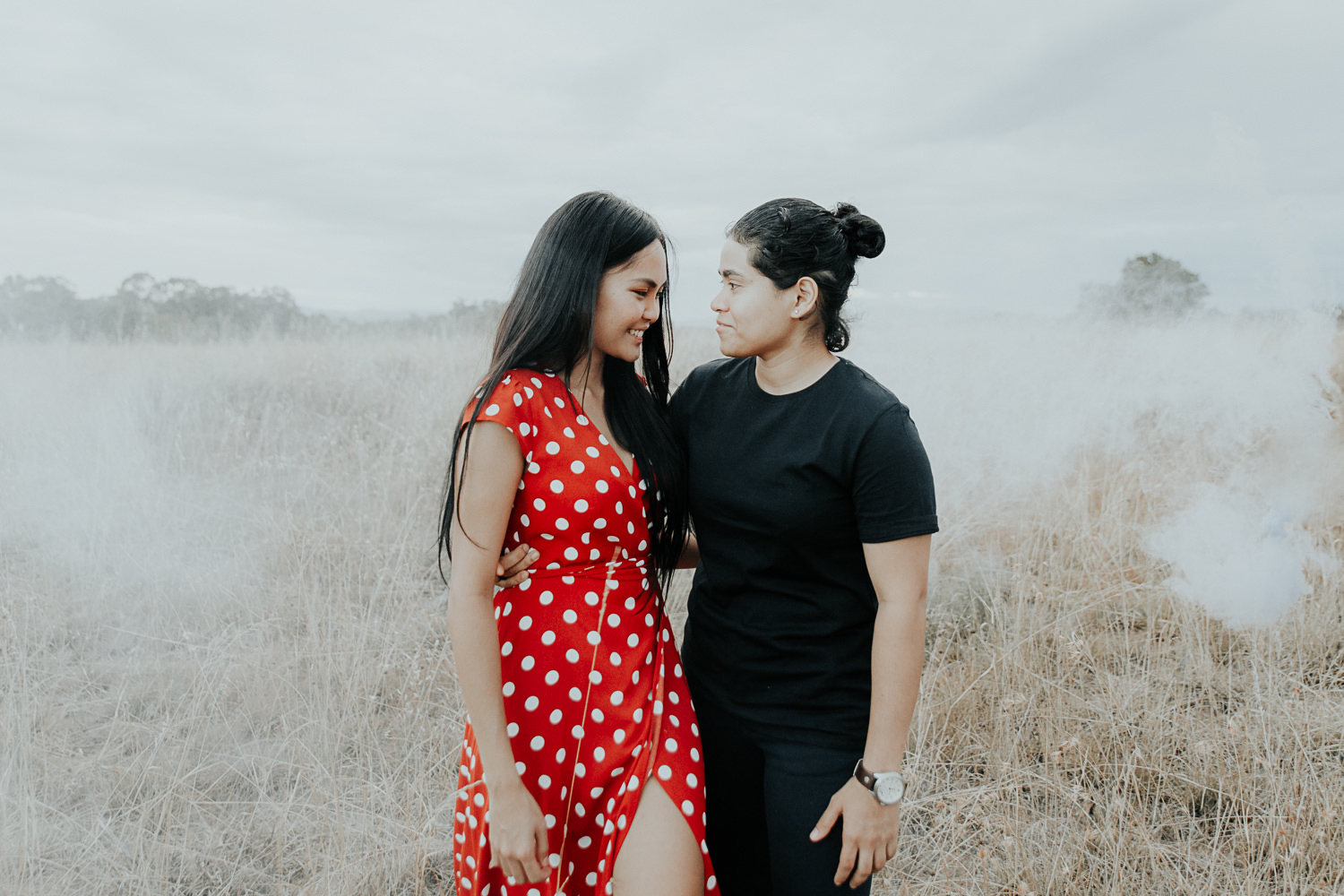 Grassy fields engagement session- Canberra wedding photographer Jenny Wu Straight No Chaser Photography