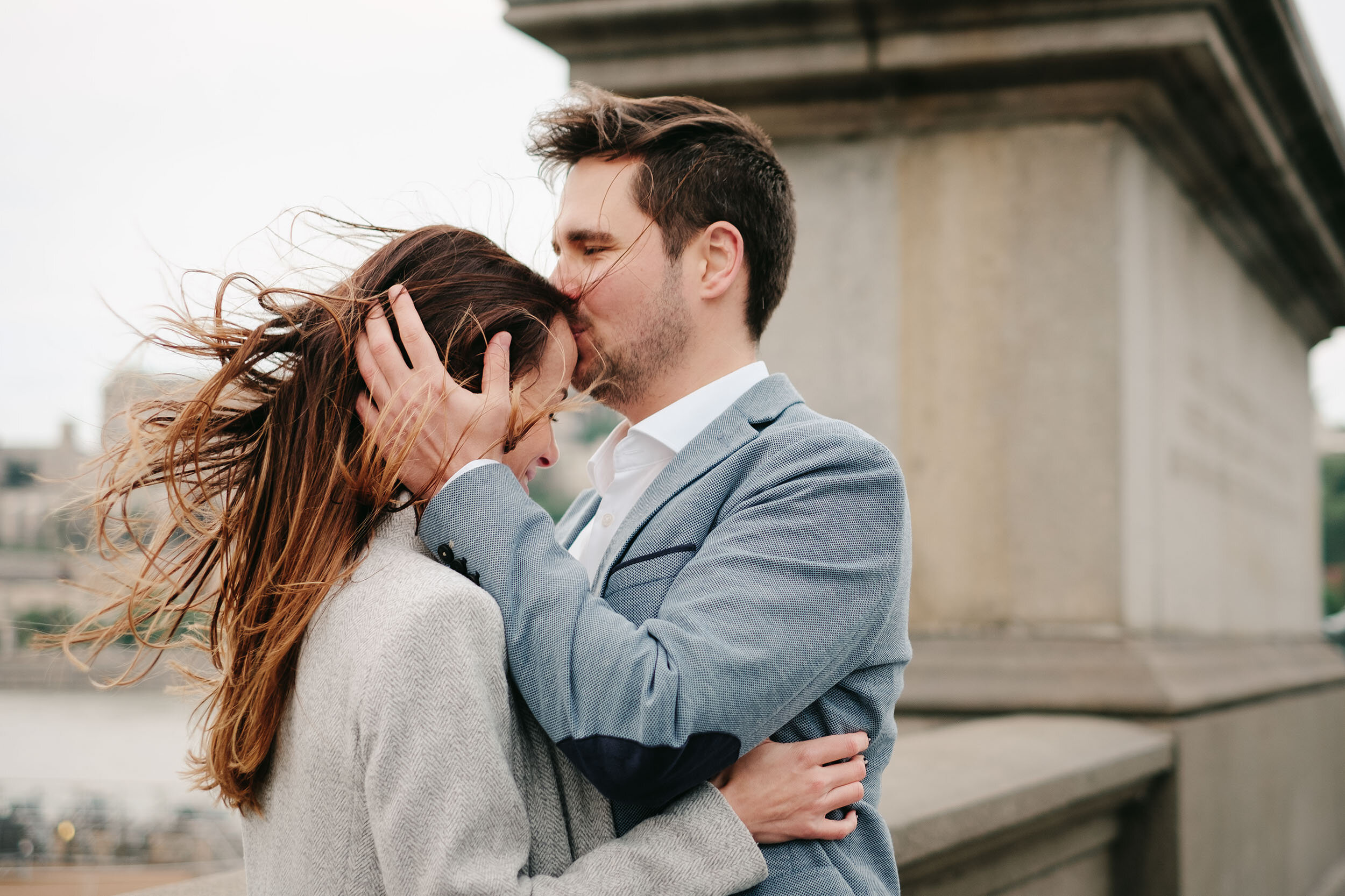 Jegyesfotózás (engagement session, e-session) a budapesti Lánchídon