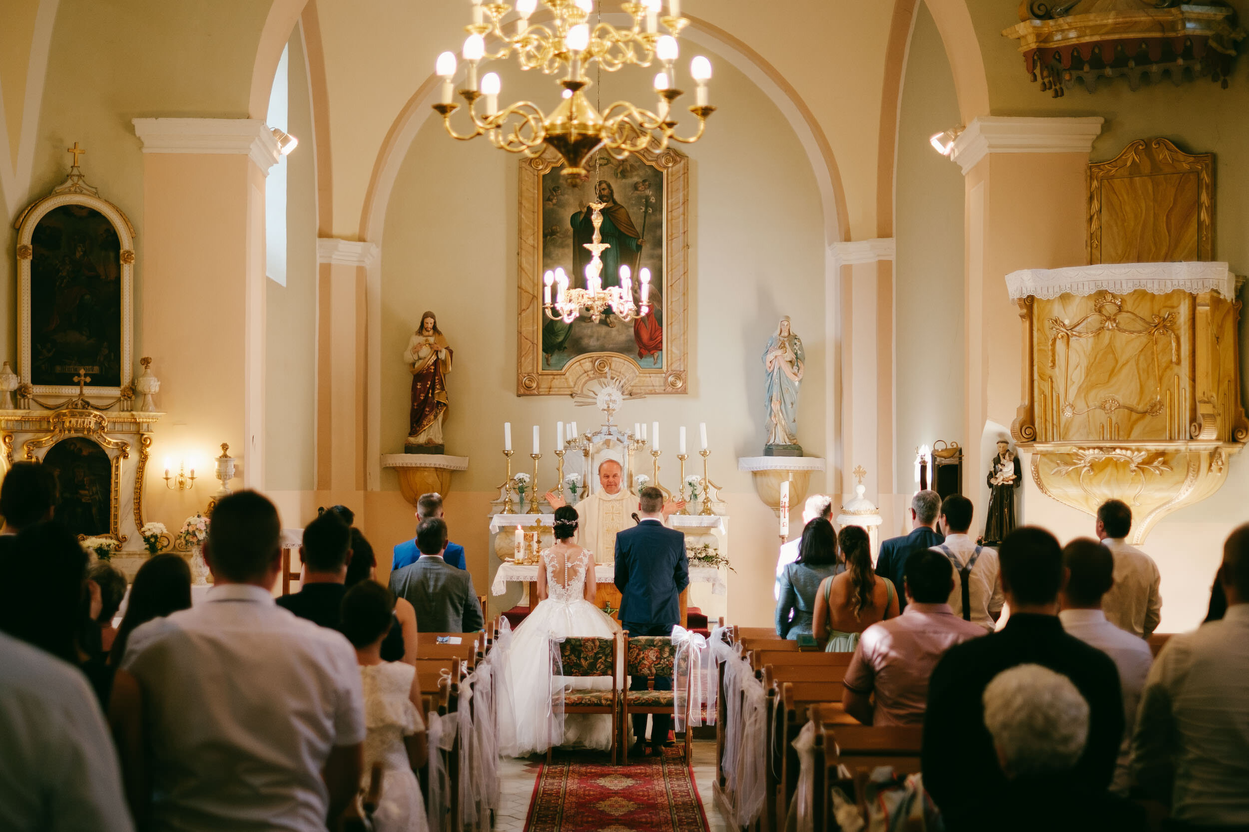 Esküvő a szálkai Szent József templomban