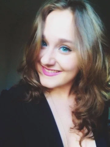 Sunday Sessions 3 - Maddy Belton