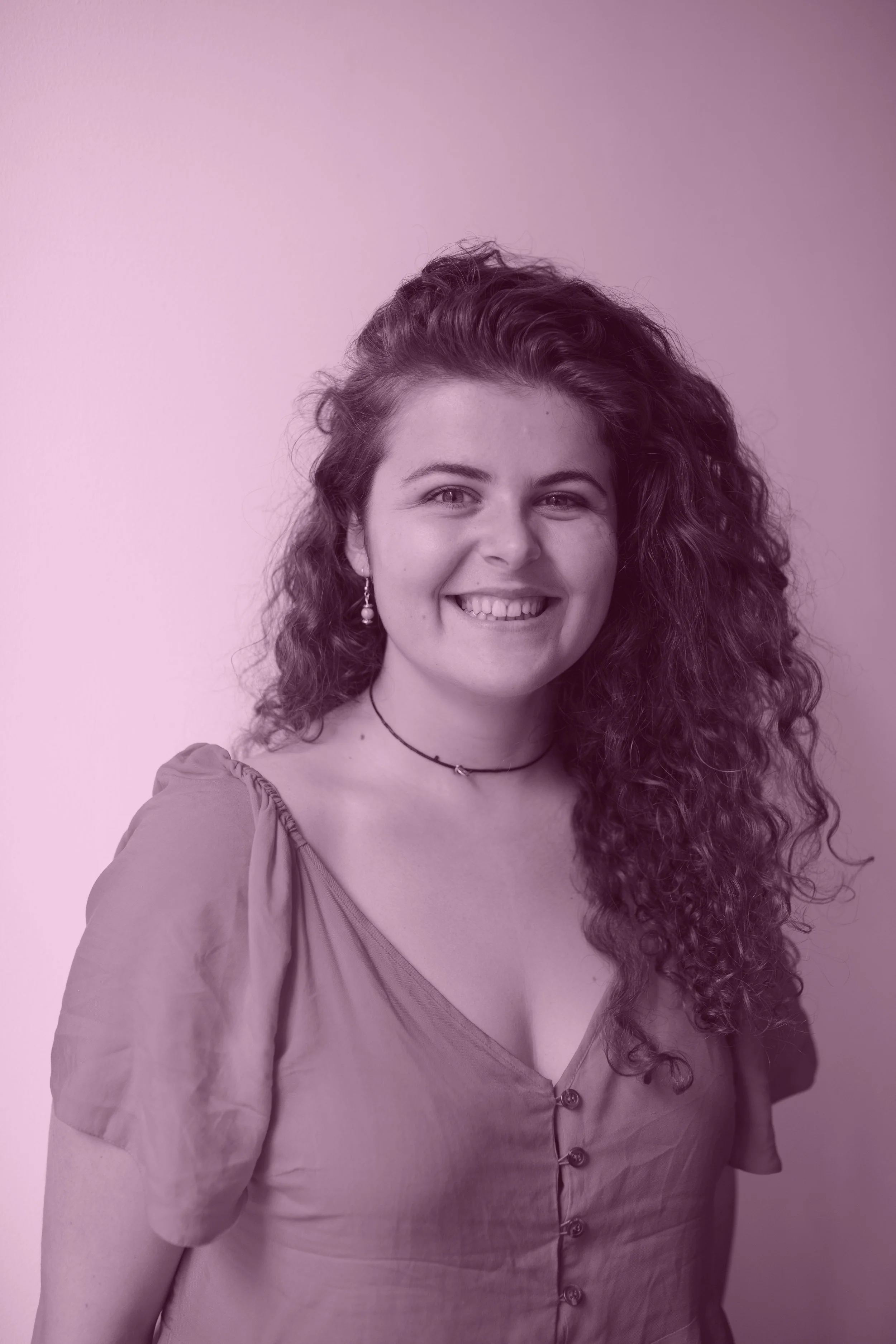 Lily Ratcliff, Graphics Lily is a postgraduate studying Art History. From graphics to web design, she enjoys working in multiple mediums but particularly loves combining photography with multi-media works. She's here to help with all things graphic + creative! To contact her, email lar23@st-andrews.ac.uk .