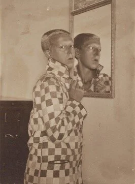 Claude Cahun: Challenging Gender Boundaries through the Power of Self-exploration