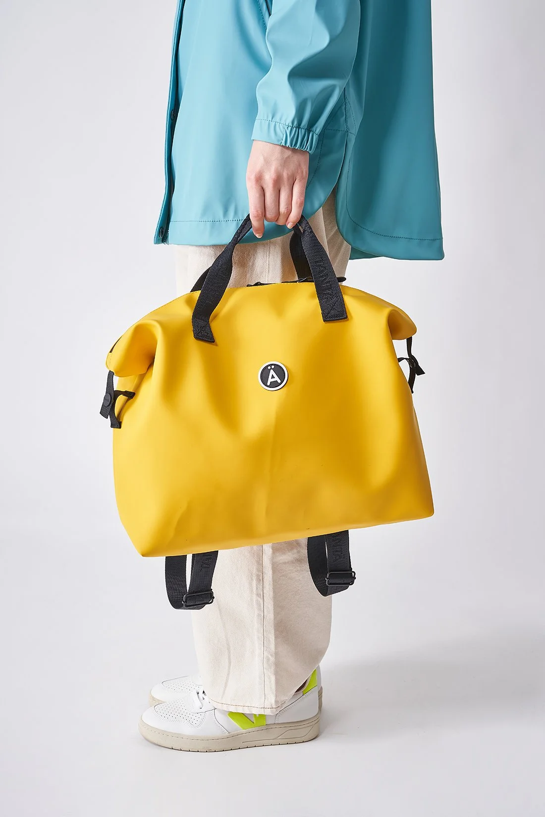 T1016-LANITRA-LEMONCHROME-SS22-10.jpg