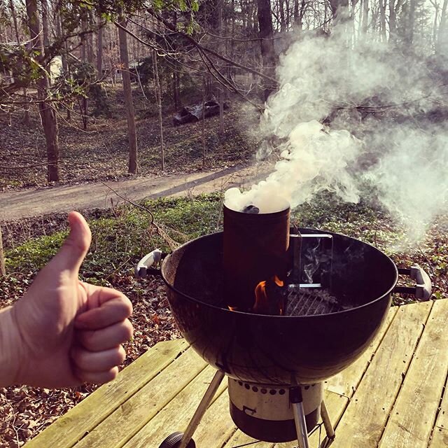 Thumbs up, weekend?
.
.
.
#quarantinemeats #kingsfordcharcoal #🔥#pandemicthumbs