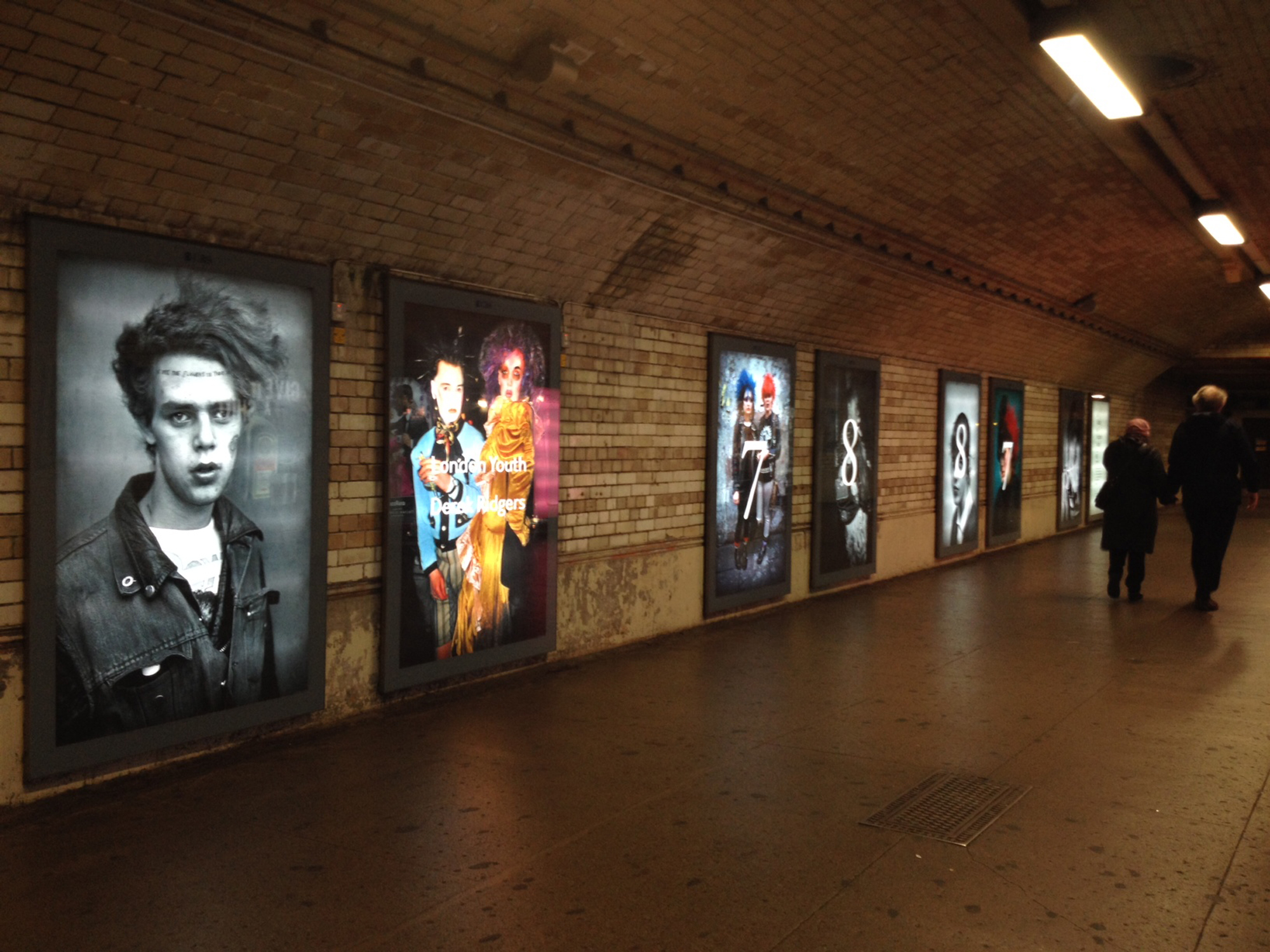 London Underground (South Kensington) 2014.