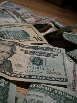 money-19818_1920.jpg