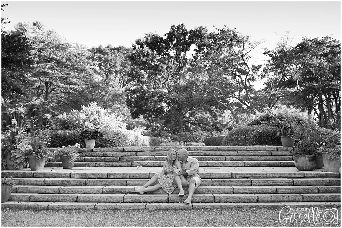 Samantha_Jamie_Cantigny_Park_Engagement_Photos-010.jpg