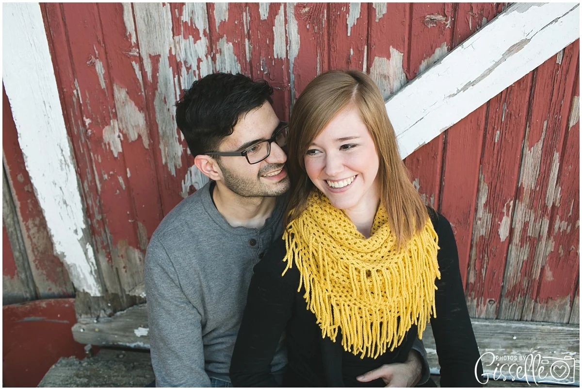 Oswego_Batavia_IL_Engagement_Session_0002.jpg