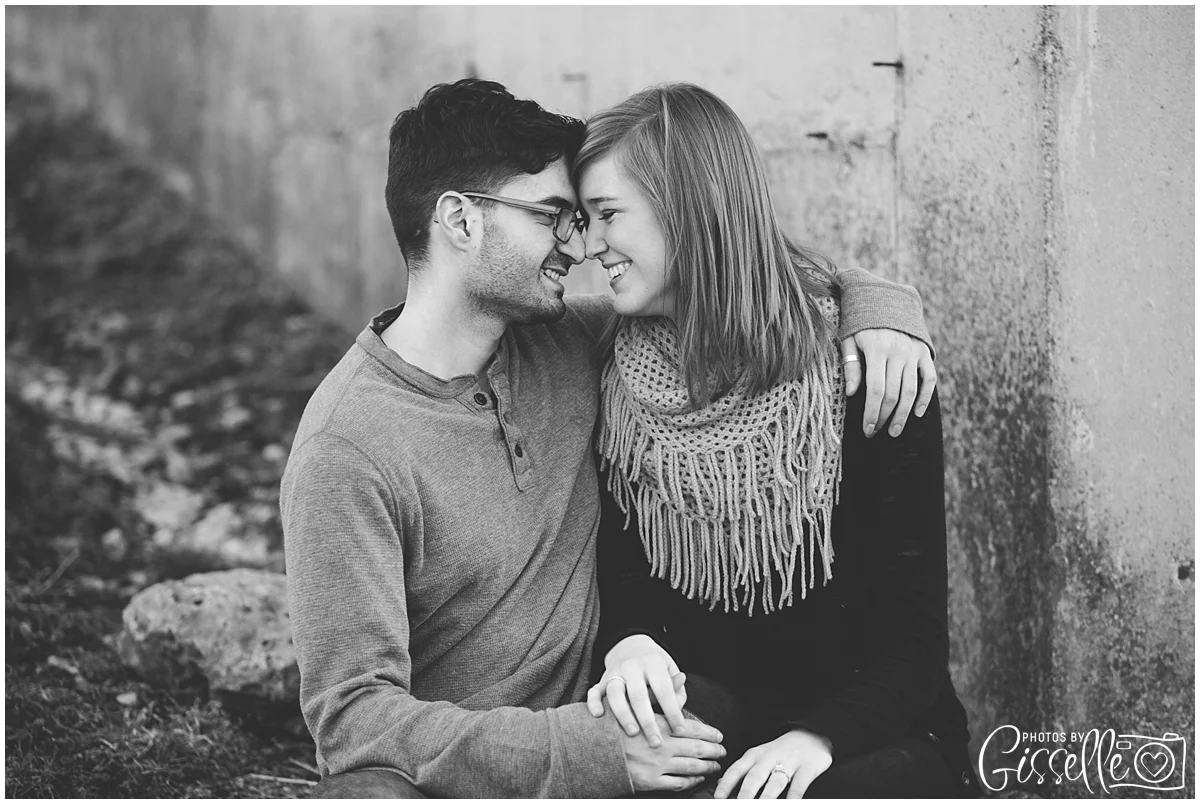 Oswego_Batavia_IL_Engagement_Session_0015.jpg
