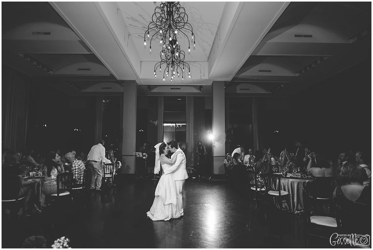Newberry_Library_Wedding037.jpg