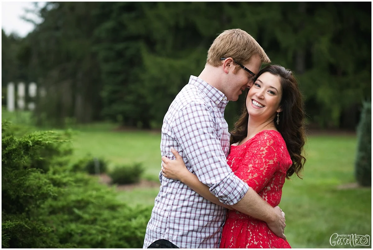 Morton-Arboretum-Engagement-Pictures_0016.jpg
