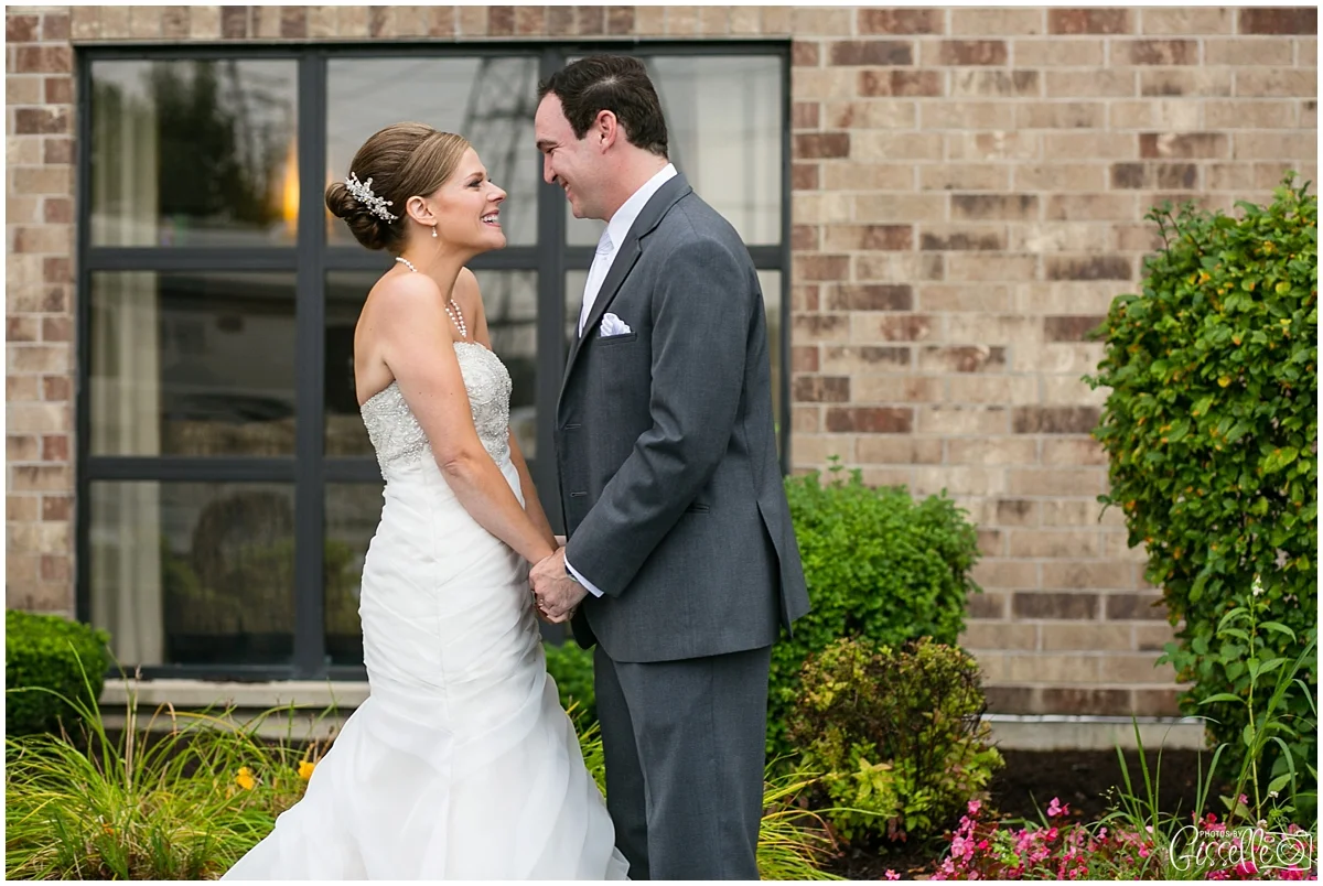 Venutis_Banquets_Addison_Wedding004.jpg